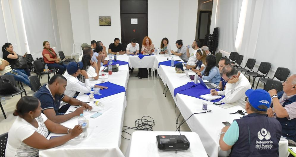 Mesa de negociaciones del Gobierno con mineros en Antioquia.