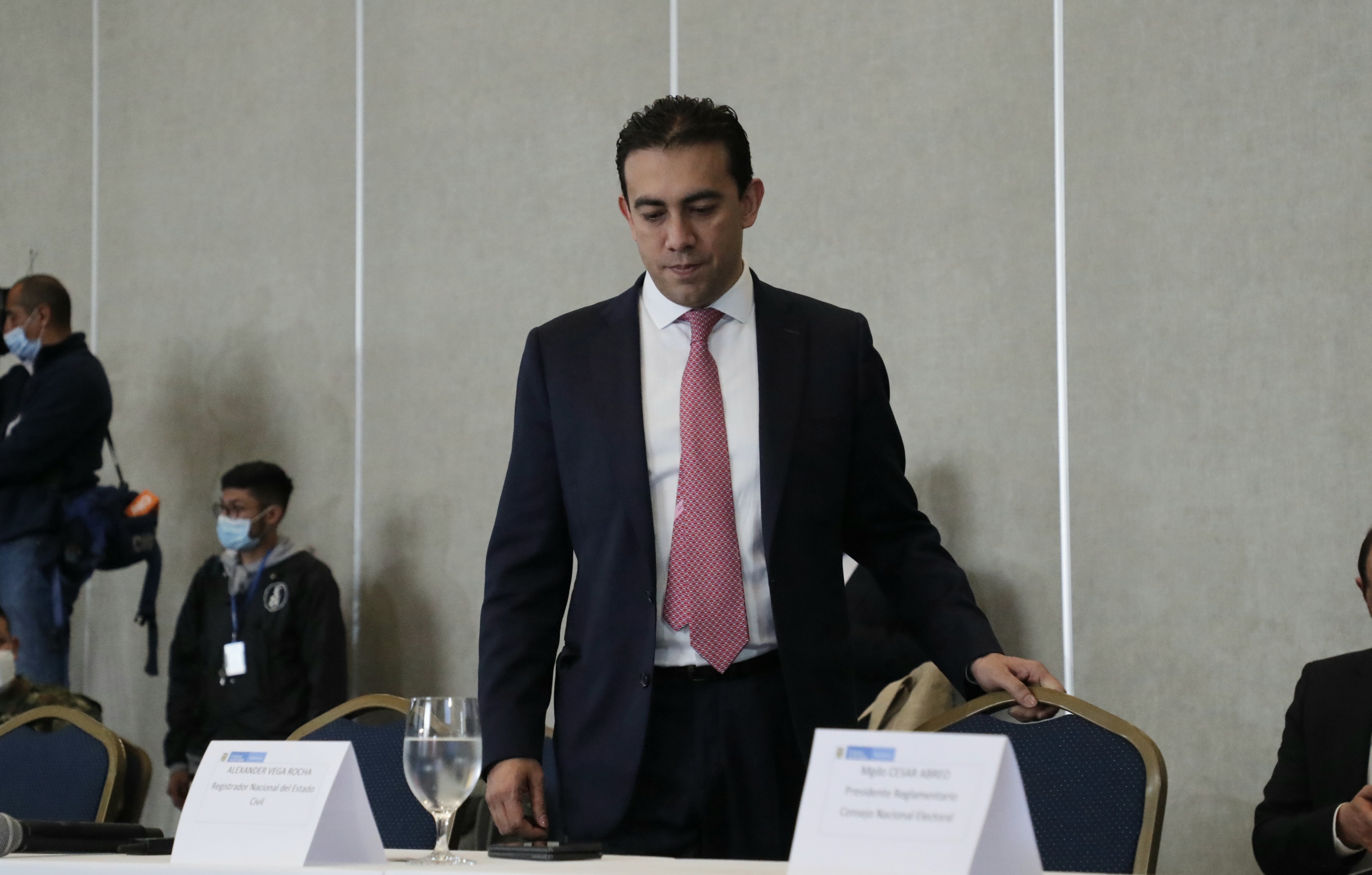 Registrador Alexander  Vega y Ministro del Interior Daniel Palacios, adelantan la  Comisión Nacional de Garantías Electorale