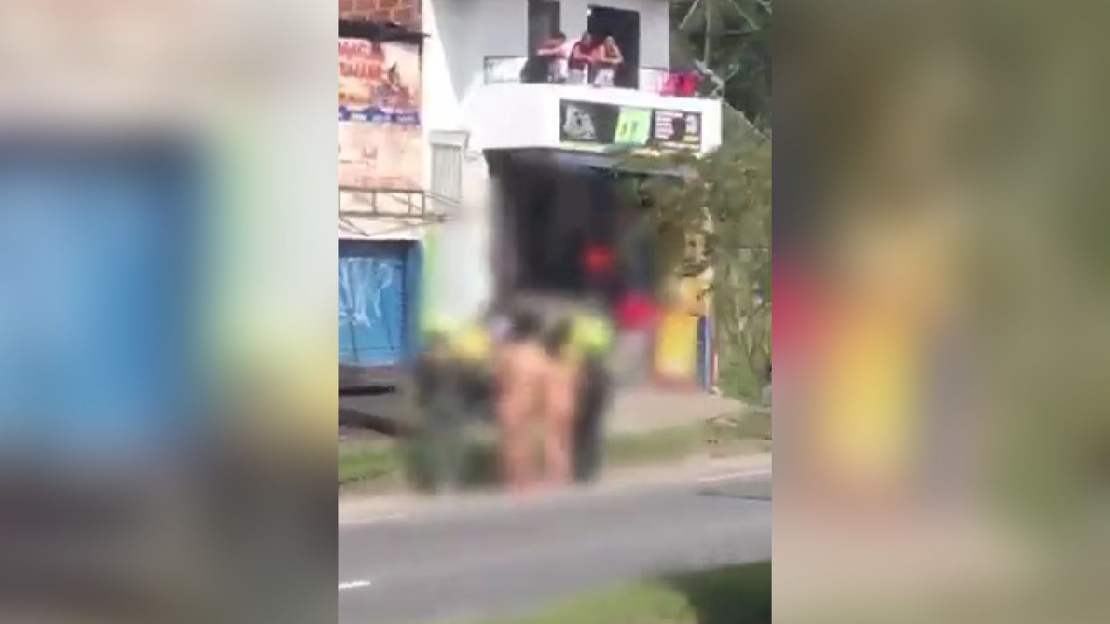 Insólito: mujer se paseó desnuda por zona residencial de Cartagena; quedó  grabada en vídeo