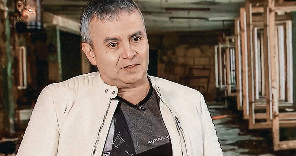     Mientras la Fiscalía y la Policía aseguran tener pruebas del presunto testaferrato en contra de Juan Guillermo Zapata, más conocido por su personaje de Carroloco, él afirma que su patrimonio es legal. 