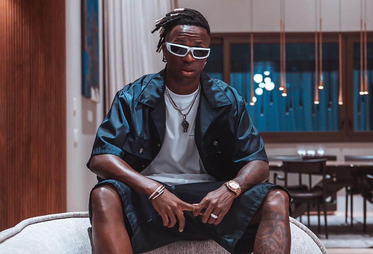 Supuestamente, el futbolista tendría ciertas reglas para dejar que las mujeres entren a sus fiestas.