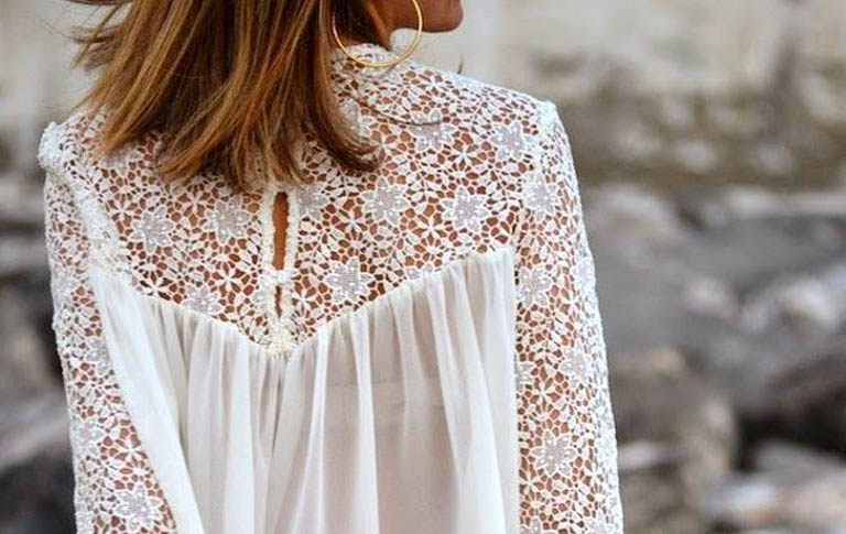 cómo usar vestidos y chaquetas con encaje