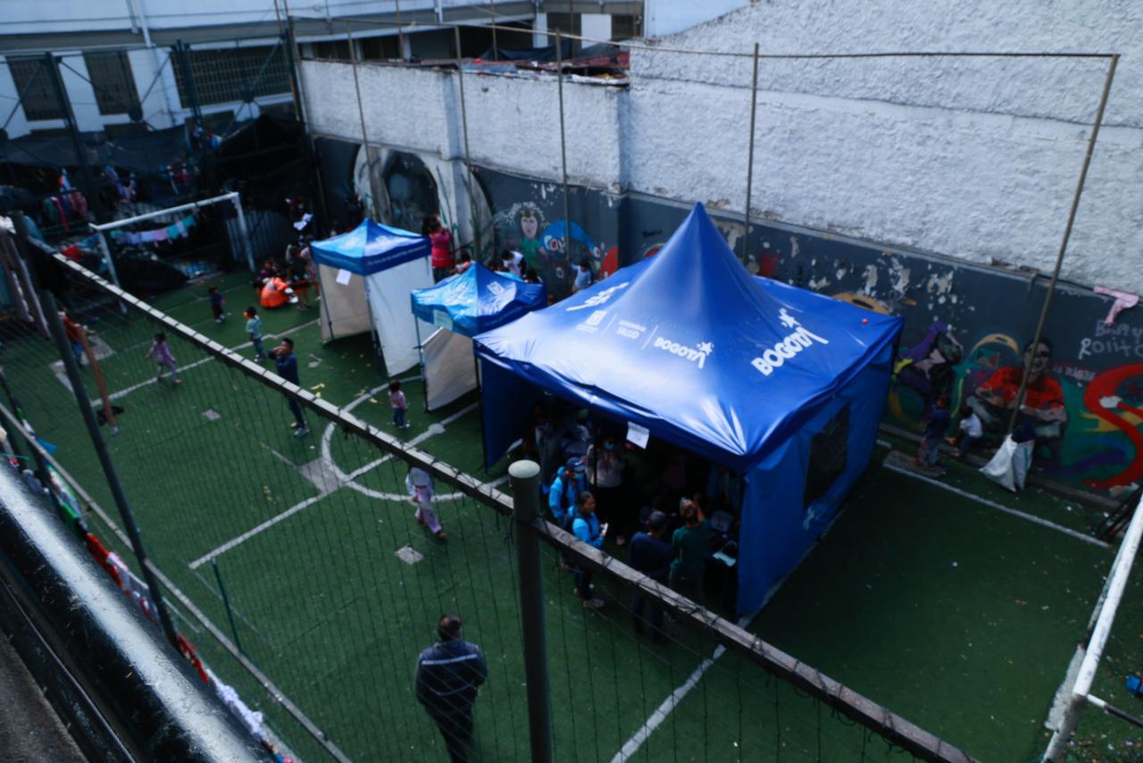 Desde el primer momento de la ocupación al Parque Nacional y posterior
traslado a La Rioja, la Administración Distrital ha realizado una atención permanente a las comunidades indígenas.