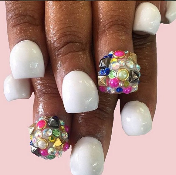 Tendencias de uñas y manicure: bubble nails y aquarium nails