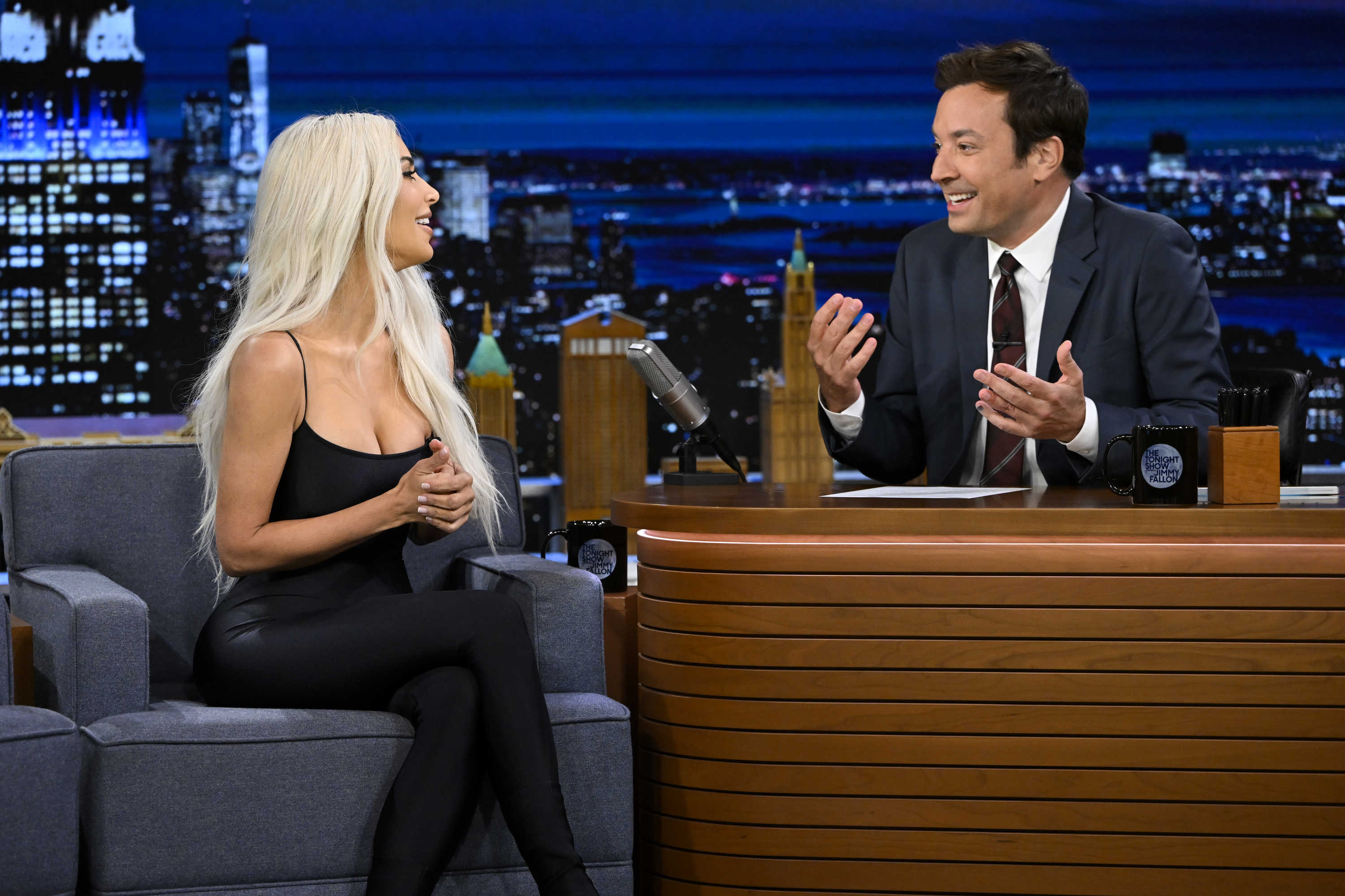 Kim Kardashian en el magazine de Jimmy Fallon. Foto: Tomada de Twitter @FallonTonight