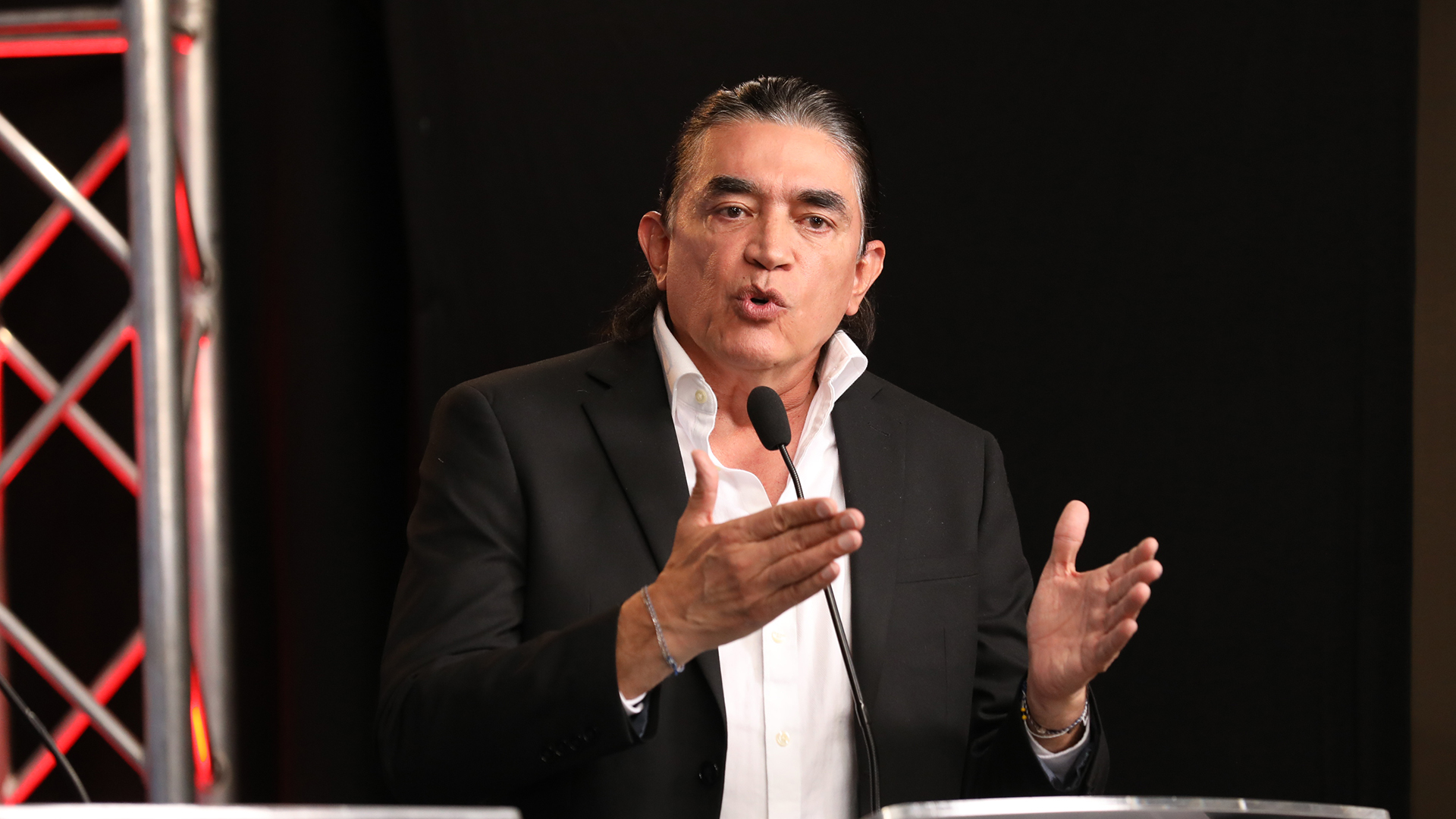 Gustavo Bolívar
Candidato Pacto Historico