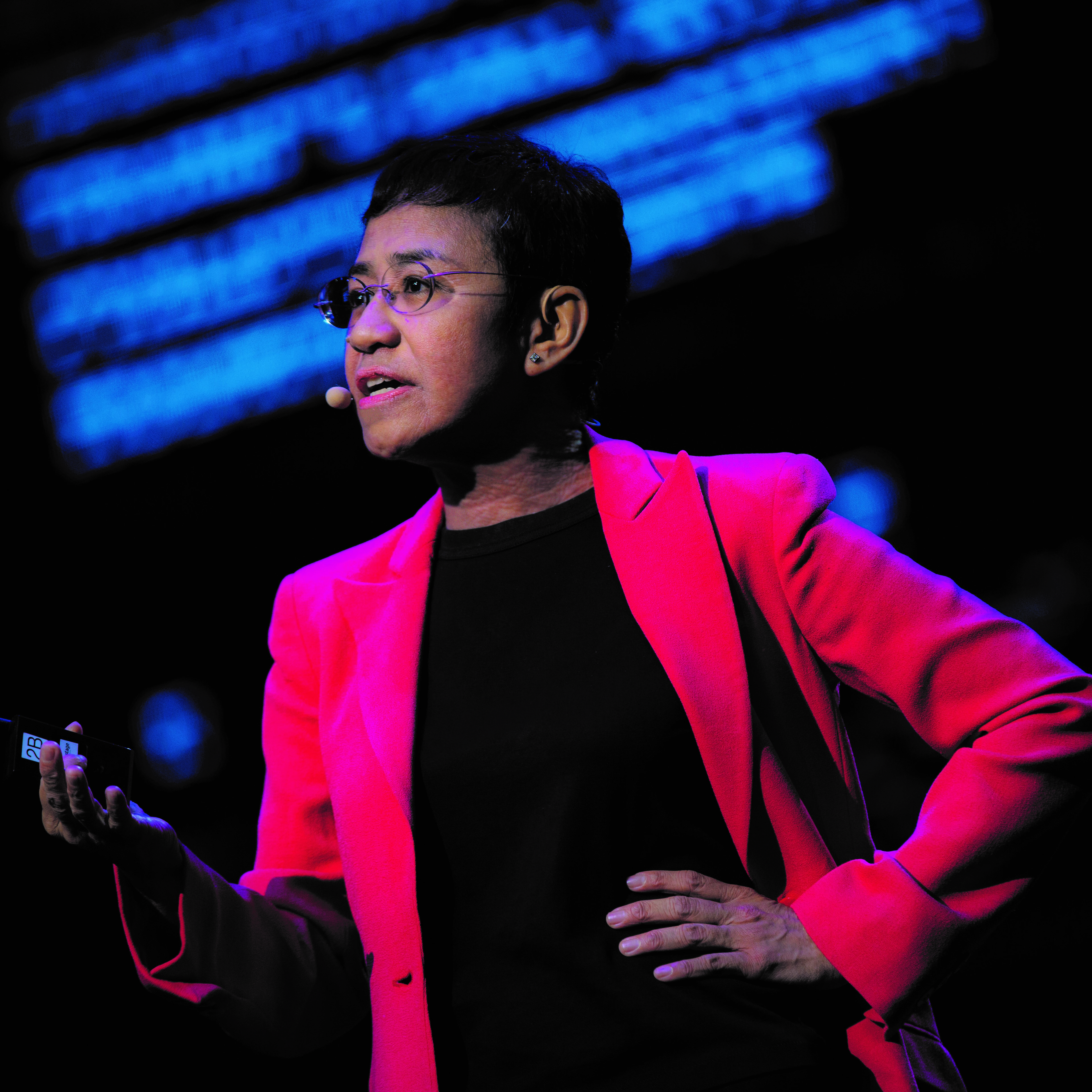Maria Ressa, una invitada de lujo al Hay Festival, una mujer que lucha por defender su libertad y la libertad de su medio por seguir investigando los temas difíciles.