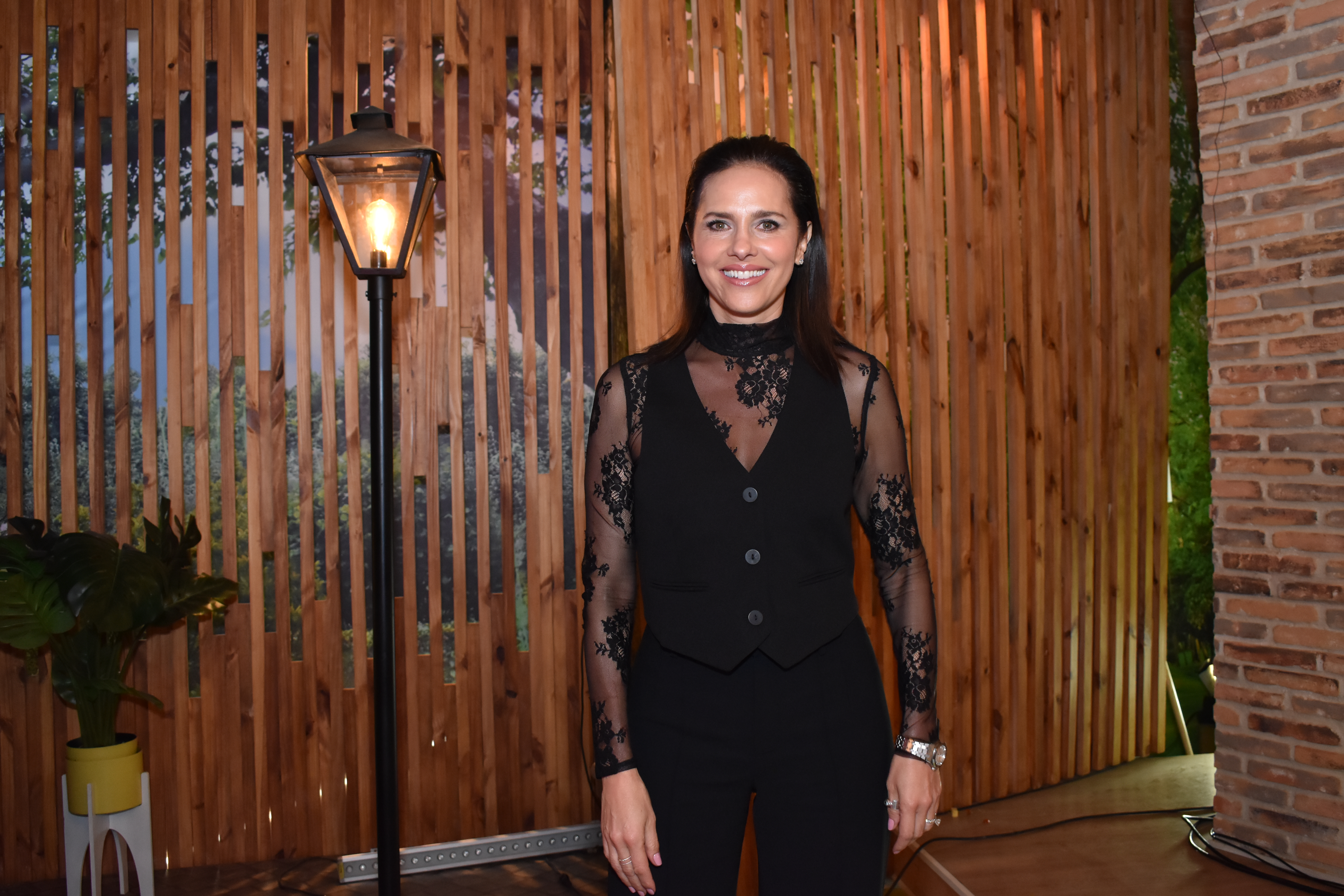 Jonna Kuivasaari y Sebastián CarvajalLANZAMIENTO ANA DE NADIE BOGOTA, FEBRERO 23 DE 2023FOTOGRAFA ALEXANDRA RUIZ POVEDA