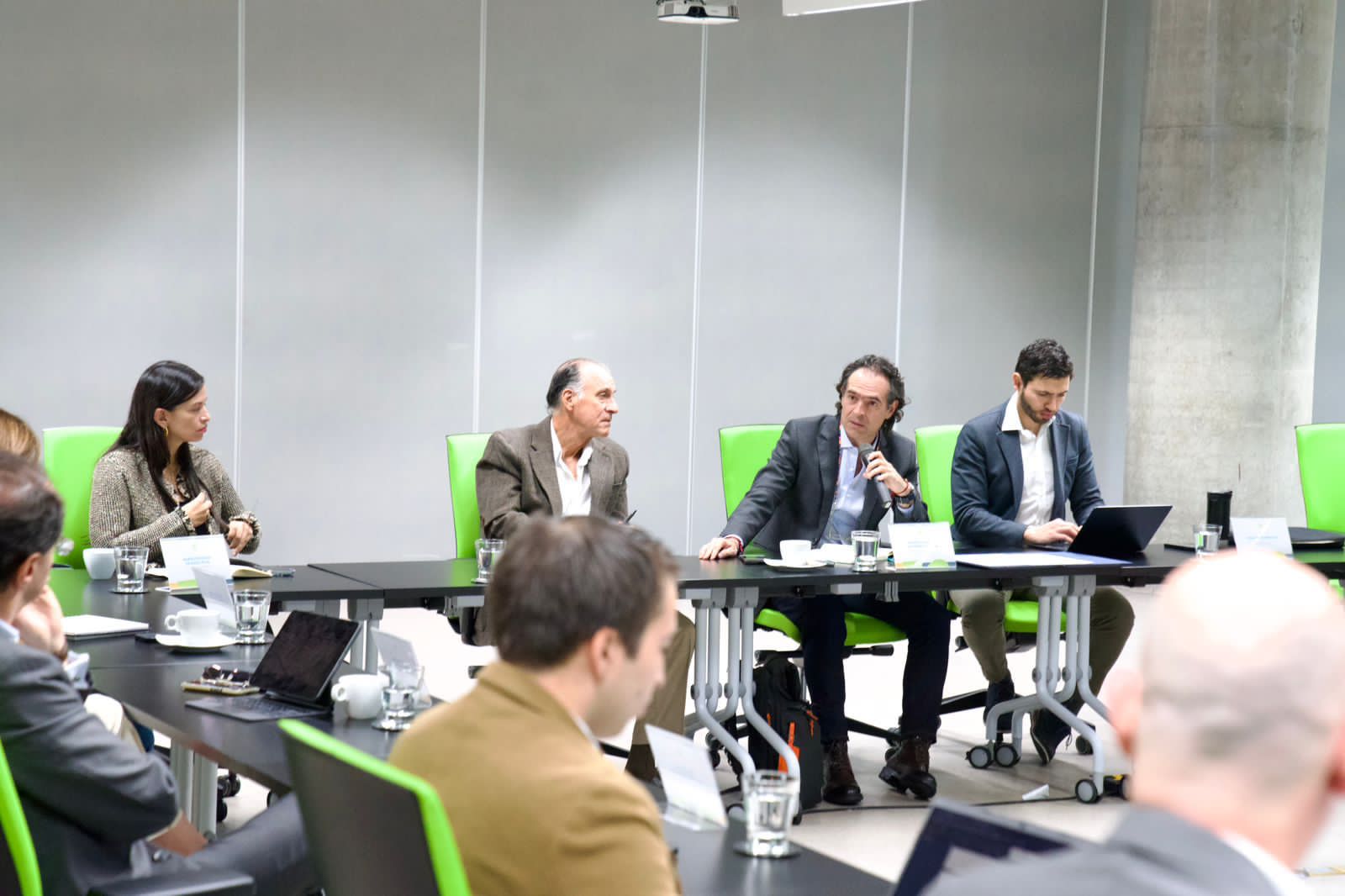 Federico Gutiérrez denuncia irregularidades en Ruta N.