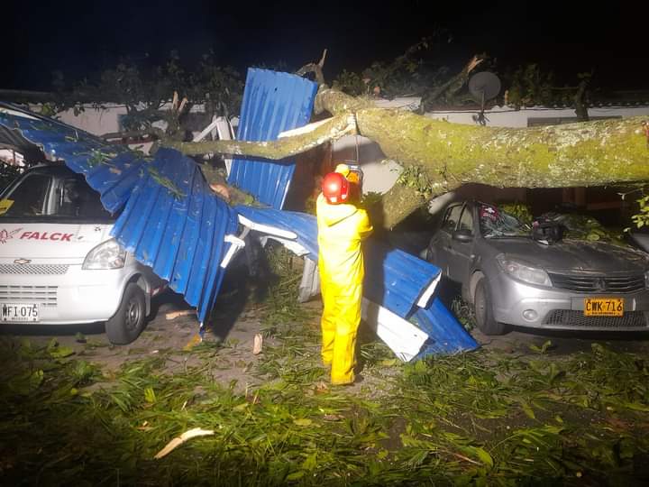 El hecho se presentó en el conjunto residencial San Francisco, que está localizado en el barrio Pedregal de la comuna 6
