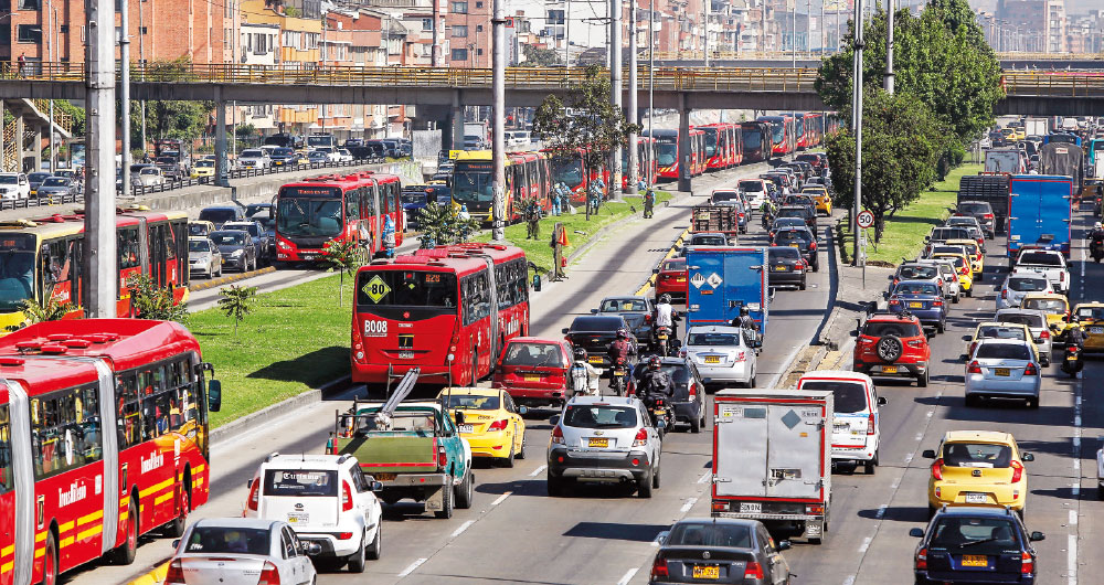 Con la reapertura de la economía volvieron los trancones y, como en el caso de Bogotá, se regresó a restricciones como el pico y placa.