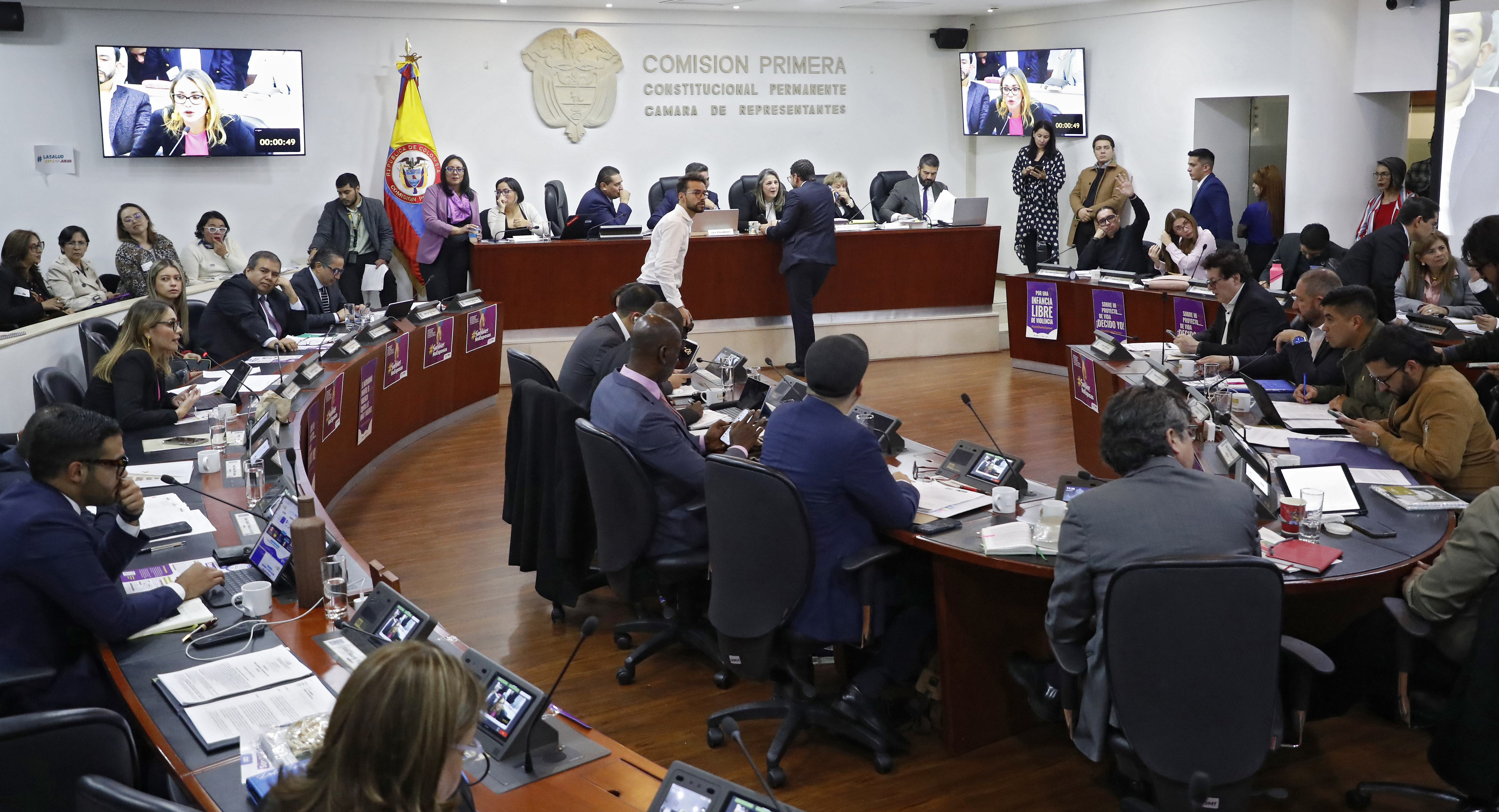 Comisión Primera de la Cámara de Representantes aprobó en primer debate La prohibición del matrimonio infantil