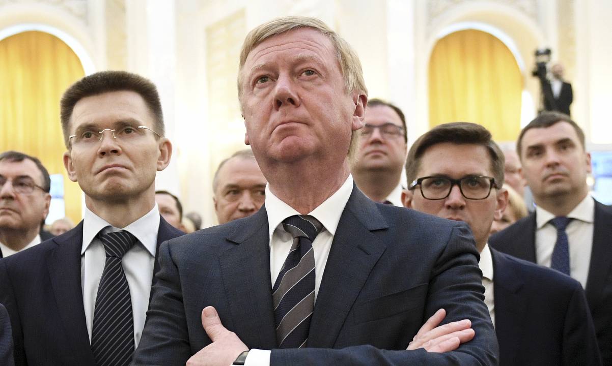 Anatoly Chubais,, ex asesor de Putin fue internado en un hospital de Italia. Aparentemente es víctima de un caso de envenenamiento.