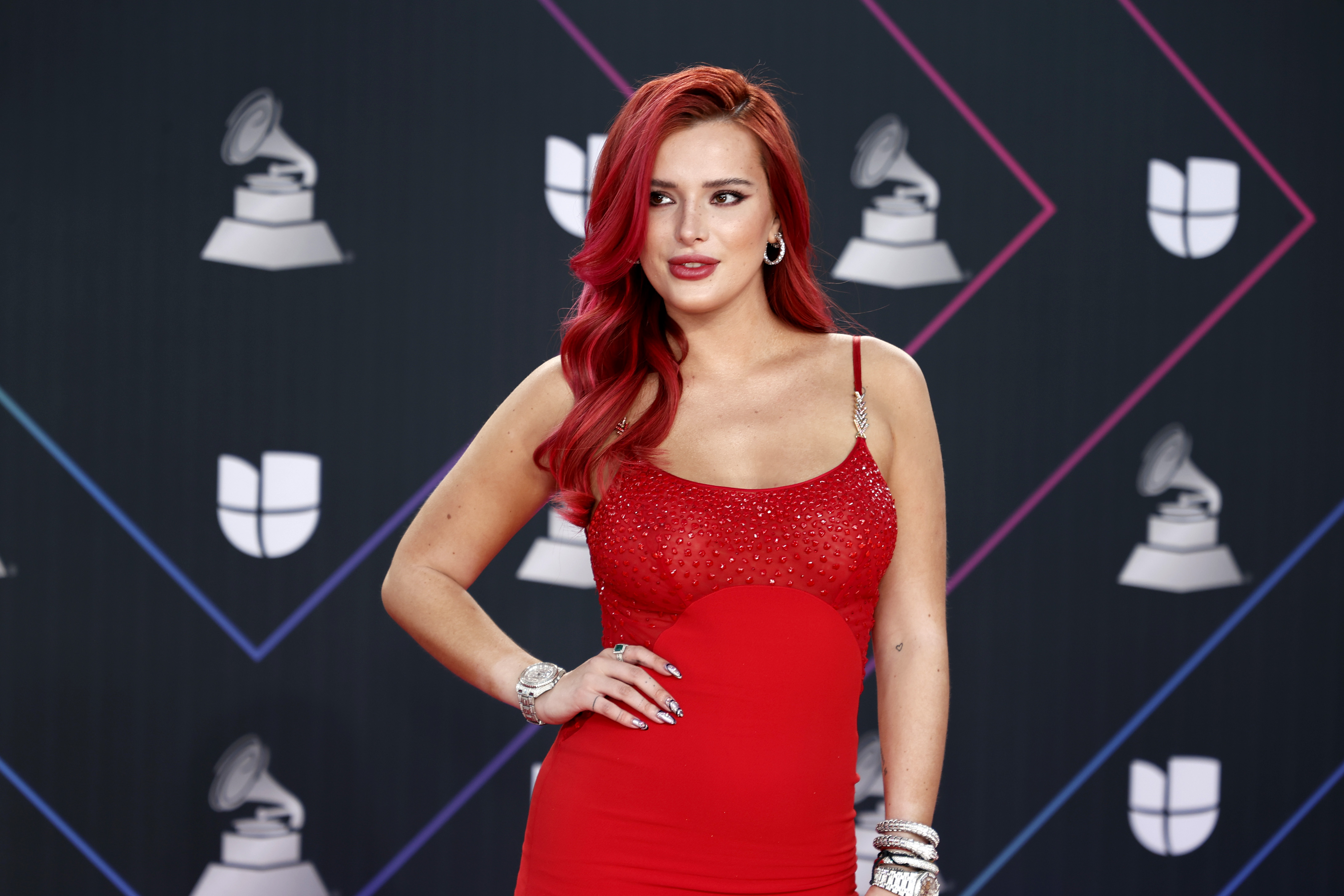 Bella Thorne: fotos de OnlyFans