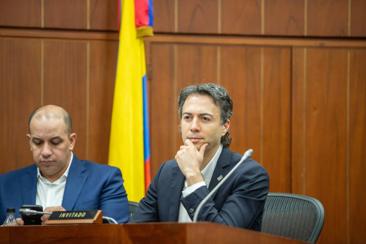 Daniel Quintero asistió a un debate de control político sobre el tema.