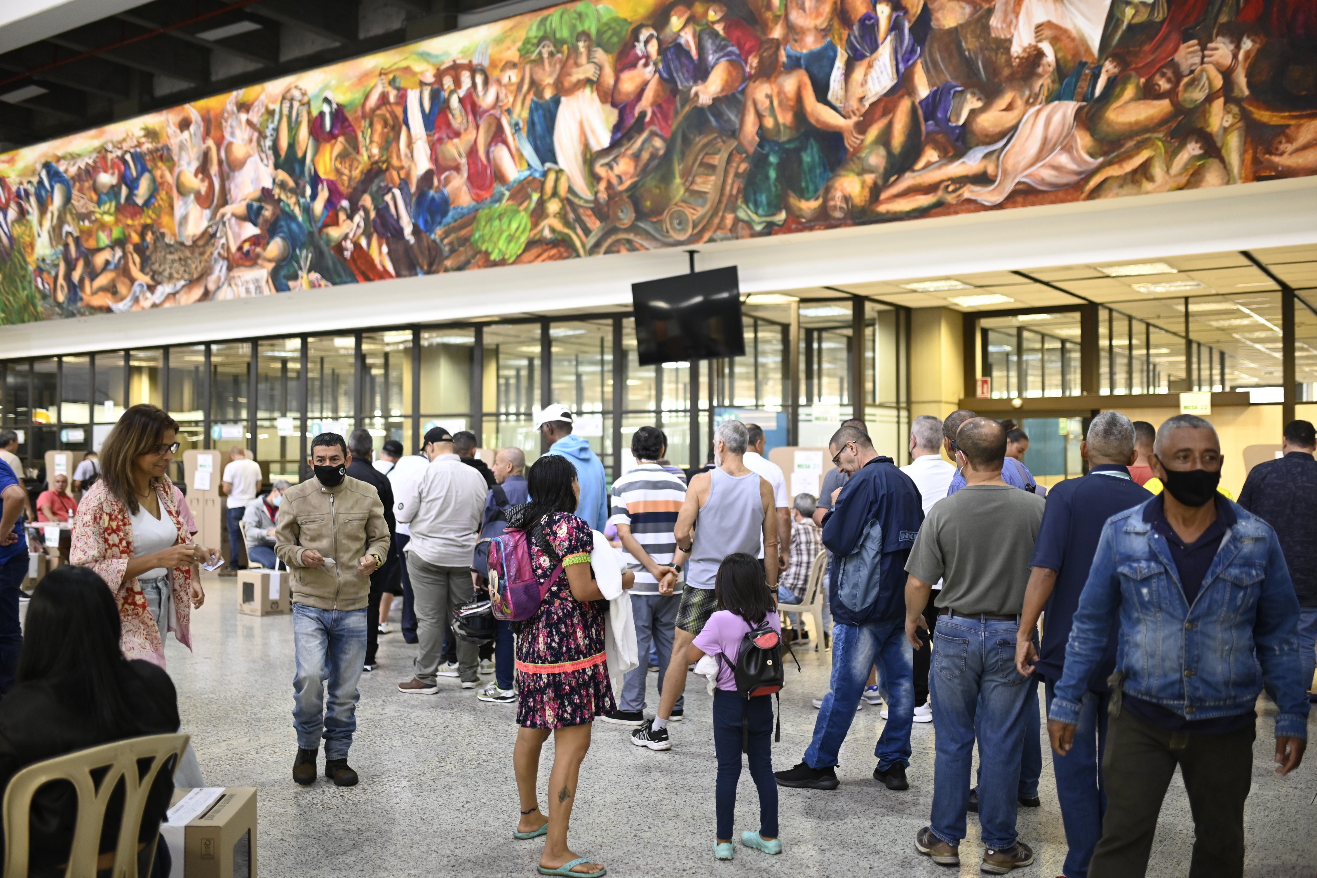 Votación voto, urnas, gente votando