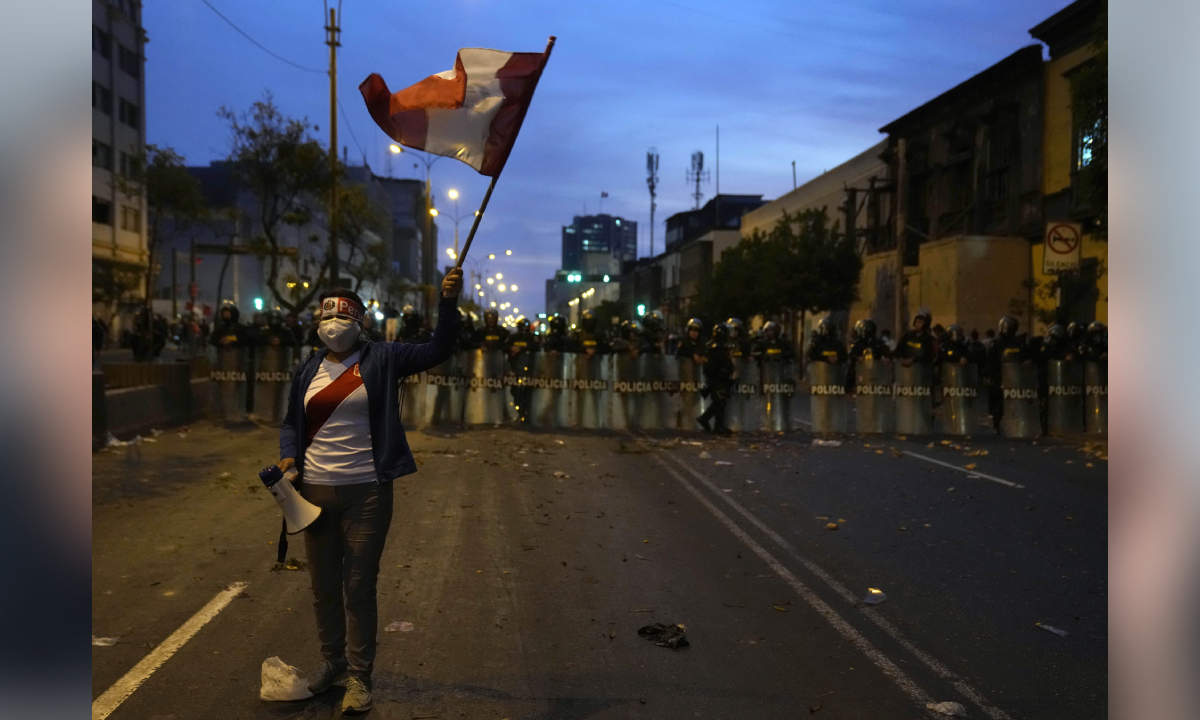 Este lunes la cifra de personas muertas como resultado de las confrontaciones de manifestantes y policía ascendió a 4.