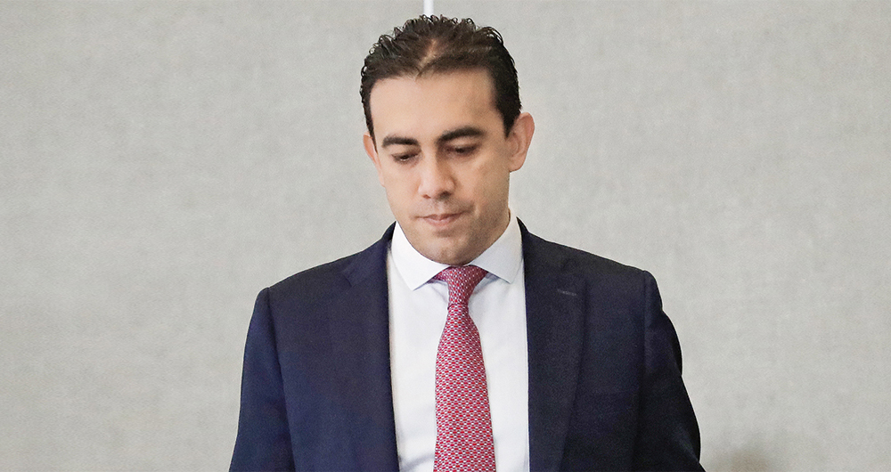  Los cálculos políticos de Vega lo acercaron al expresidente César Gaviria, cuyo respaldo, según versiones en el Capitolio, fue clave para su elección como registrador nacional en 2019.