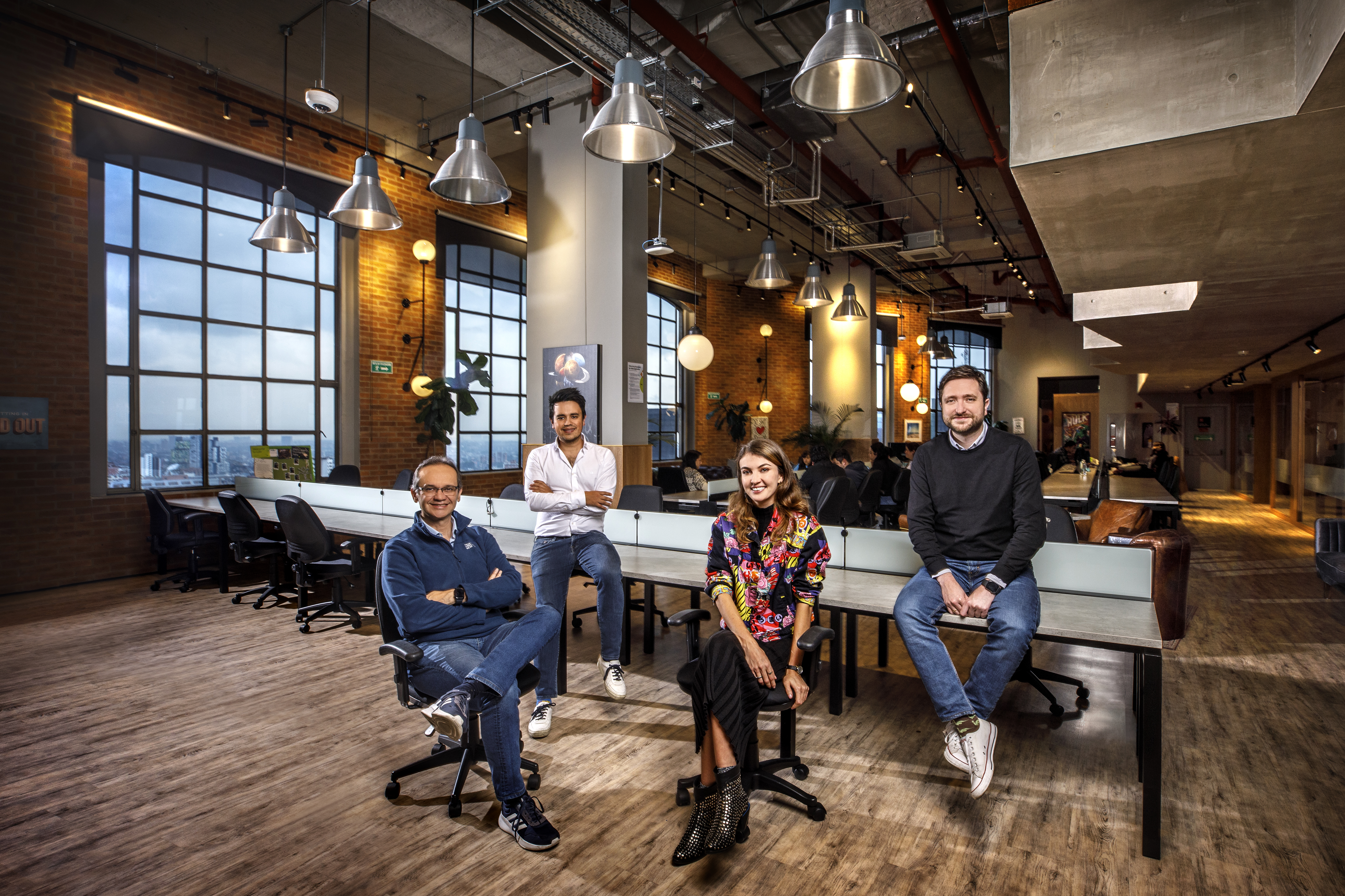 Joaquín Montenegro ( Vicpresidente de Tecnología ), Santiago Covelli ( CEO ), Natalia Jiménez ( Chief Product Officer CPO ), Juan Sebastián Peredo ( Vicepresidente Jurídico ). Lulo Bank.
Bogotá Noviembre 17 de 2022.
Foto: Juan Carlos Sierra-Revista Semana.