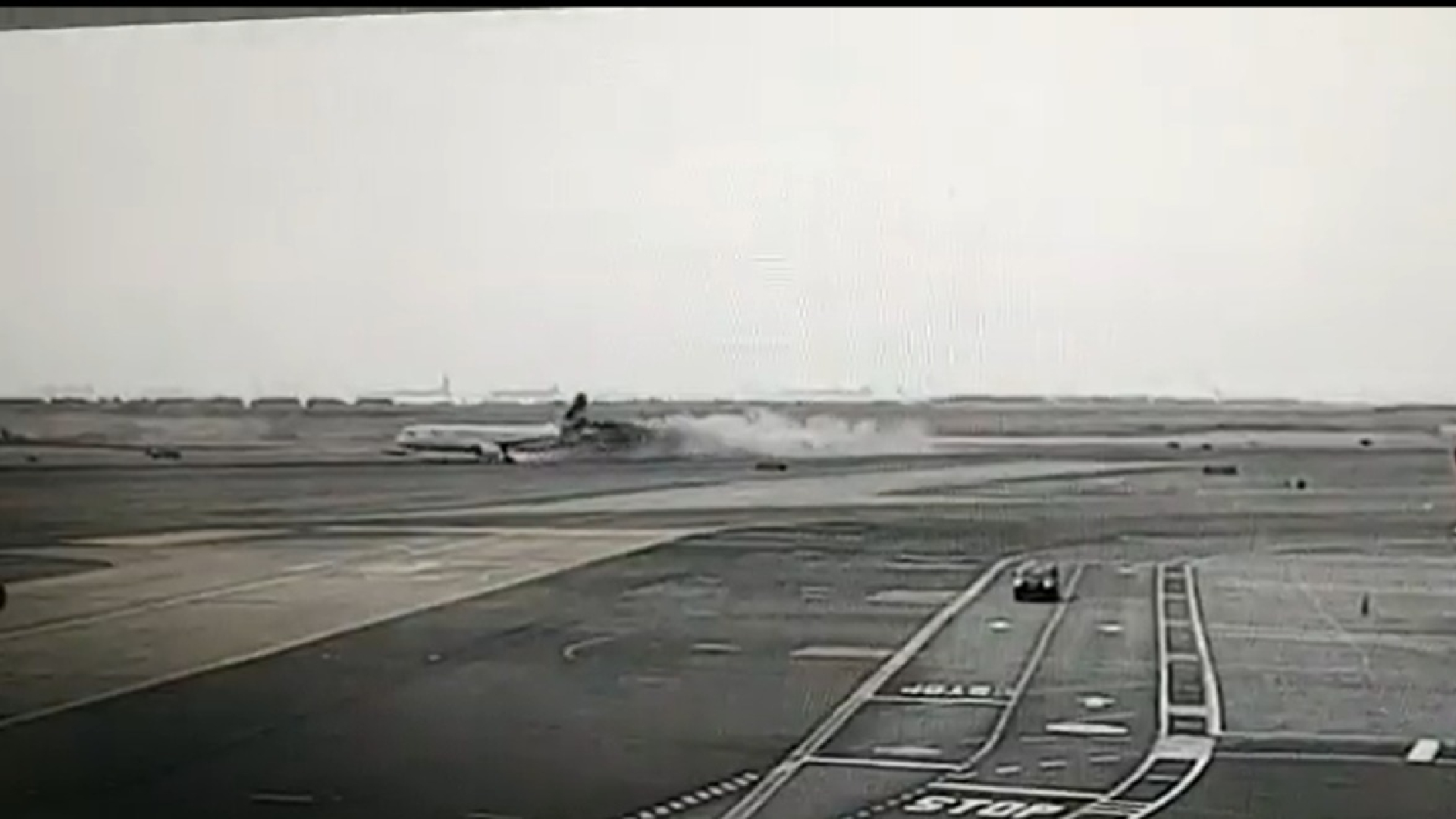 Un avión de LATAM se habría incendiado parcialmente en el despegue, podría haber sido por una coalición.