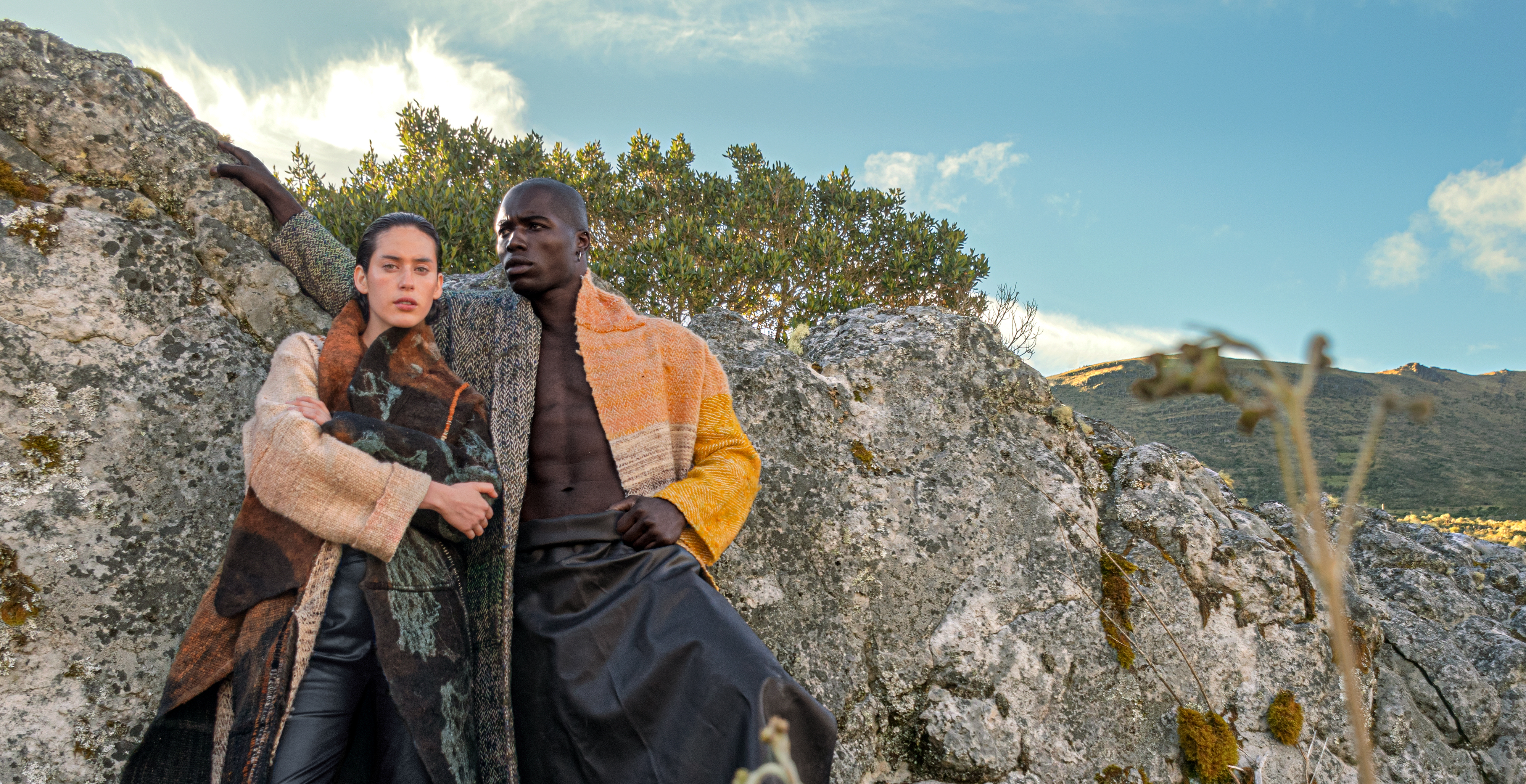 El taller de Tejidos Rebancá rescata las técnicas y oficios textiles para la moda artesanal.