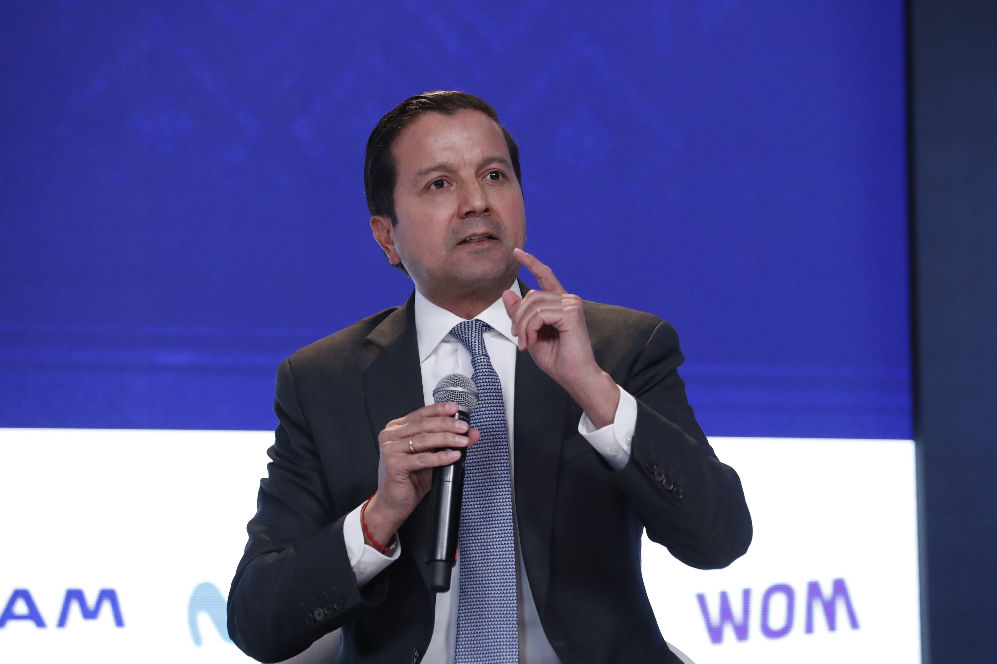 Panel. CONSENSO NACIONAL: ¿CUÁL ES EL CAMINO DE LAS REFORMAS?
David Luna, senador de Cambio Radical