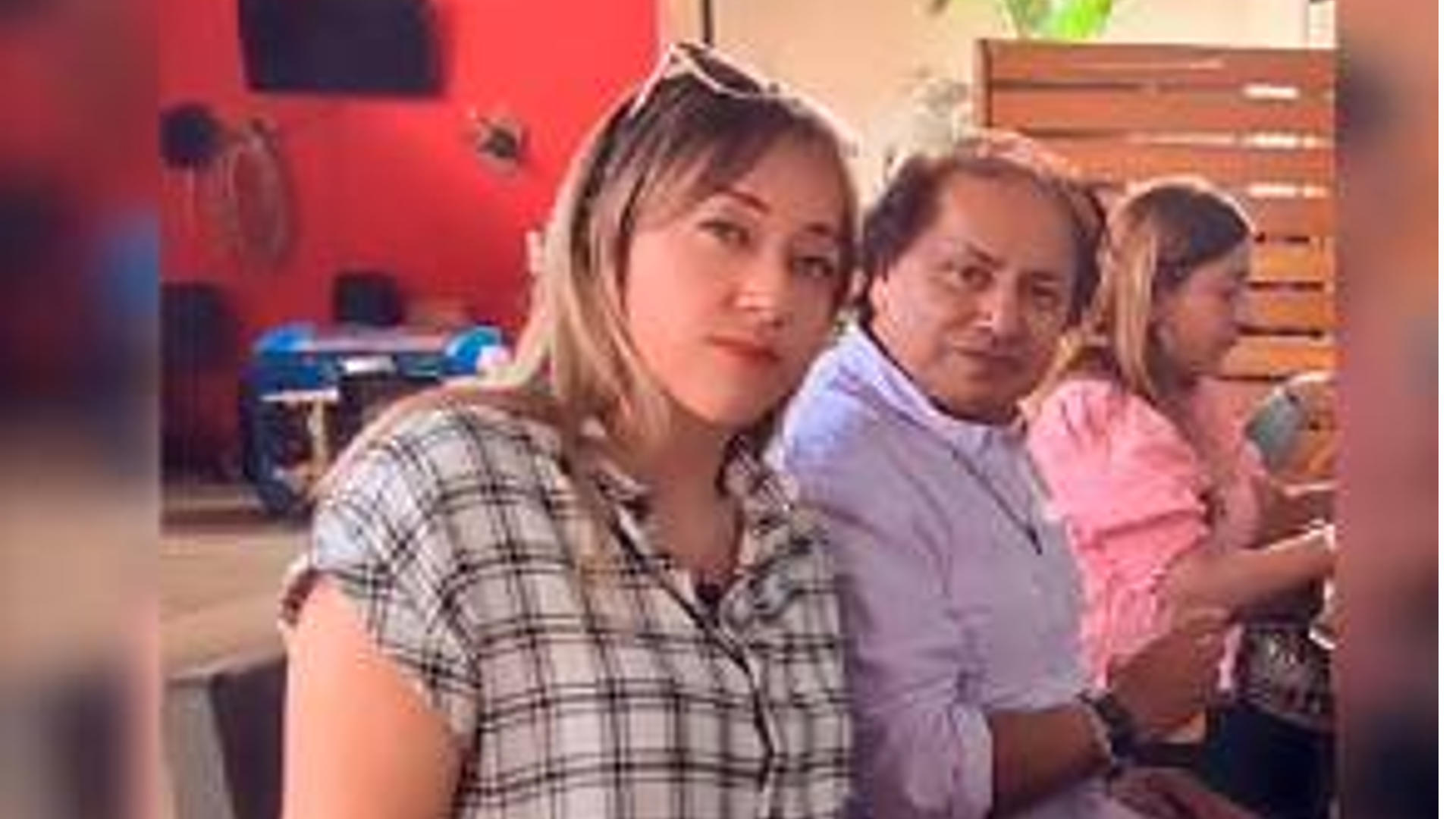 Juan Fernando Petro y esposa.