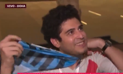 El aficionado argentino necesitó más de un mes para llegar al territorio medio oriental.