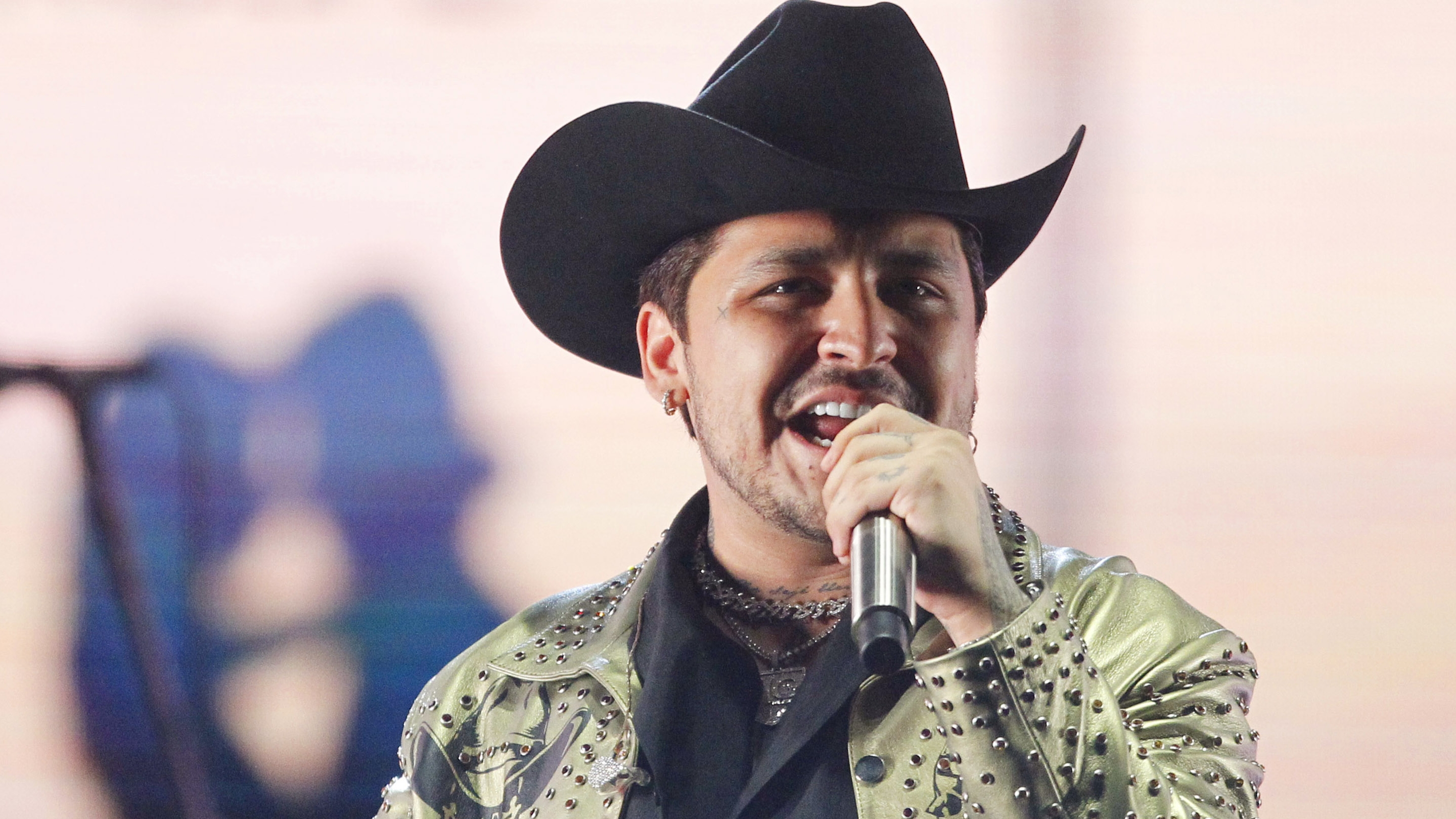 Christian Nodal se presenta durante un show en vivo en Palco Tecate el 16 de junio de 2021 en Monterrey, México.