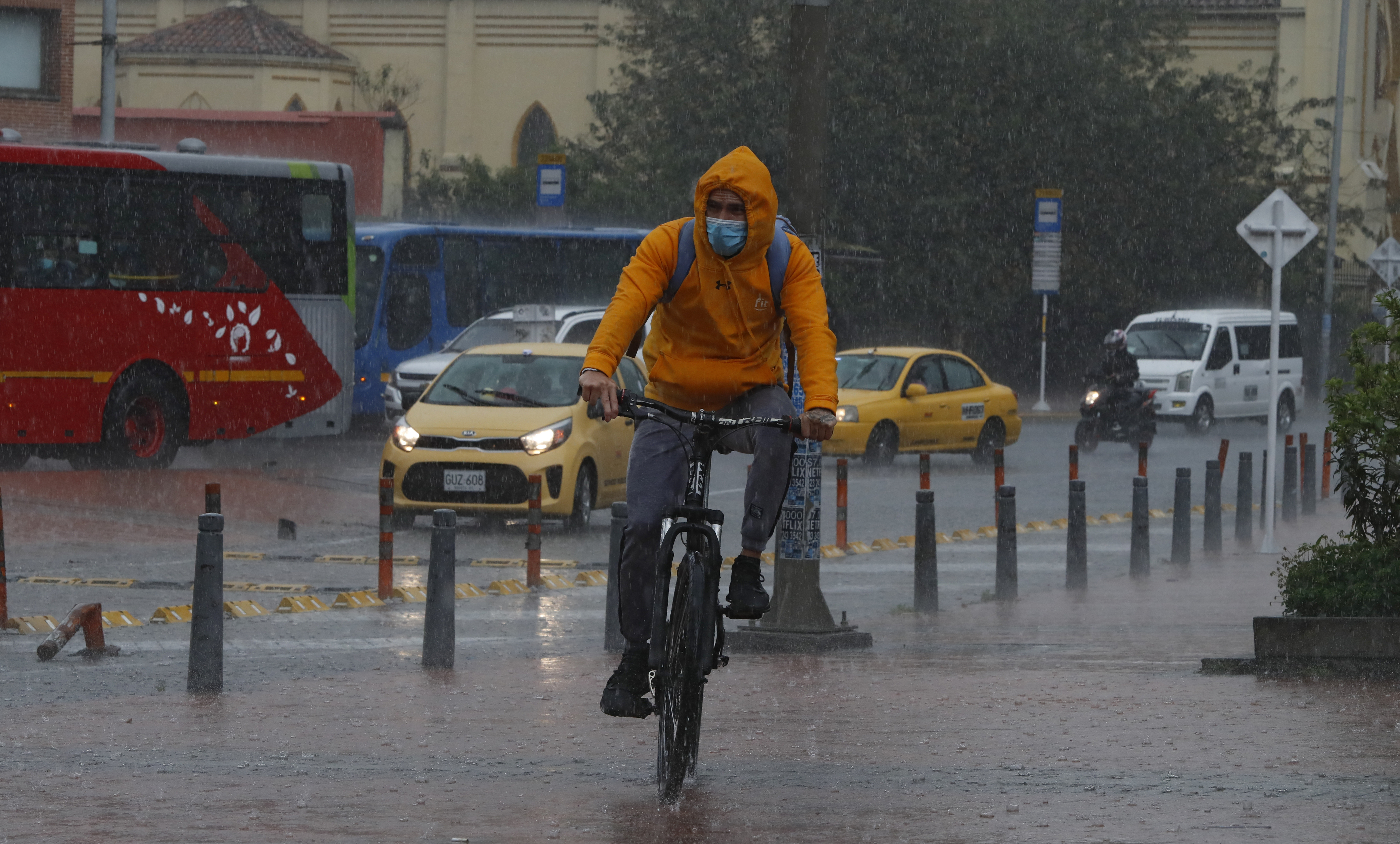 Fuertes lluvias en el Centro de Bogotá