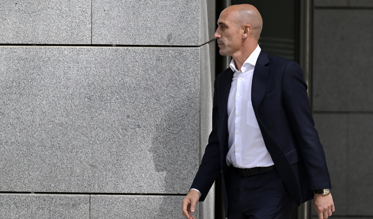 Luis Rubiales sigue inmerso en la polémica por el beso a Jenni Hermoso