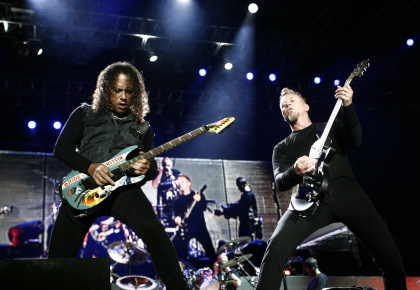 Metallica (arriba) y The Smashing Pumpkins (abajo), dos de las agrupaciones legendarias que estuvieron el año pasado en Bogotá. Red Hot Chili Pepers, AC/DC y hasta Paul McCartney suenan para venir en 2011. 
