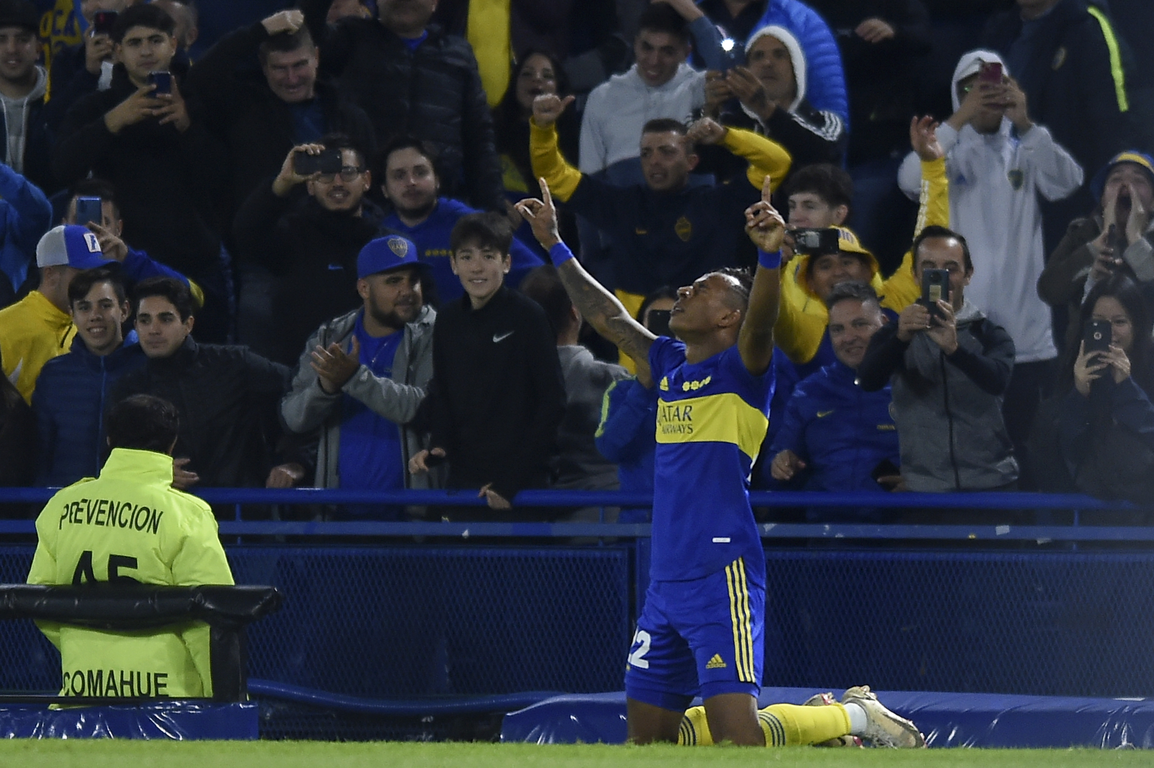 El colombiano llegó a su quinto gol en esta temporada.