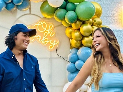 Laura Ojeda y Nicolás Petro en la revelación del sexo de su bebé (Instagram: @lauraojedae).