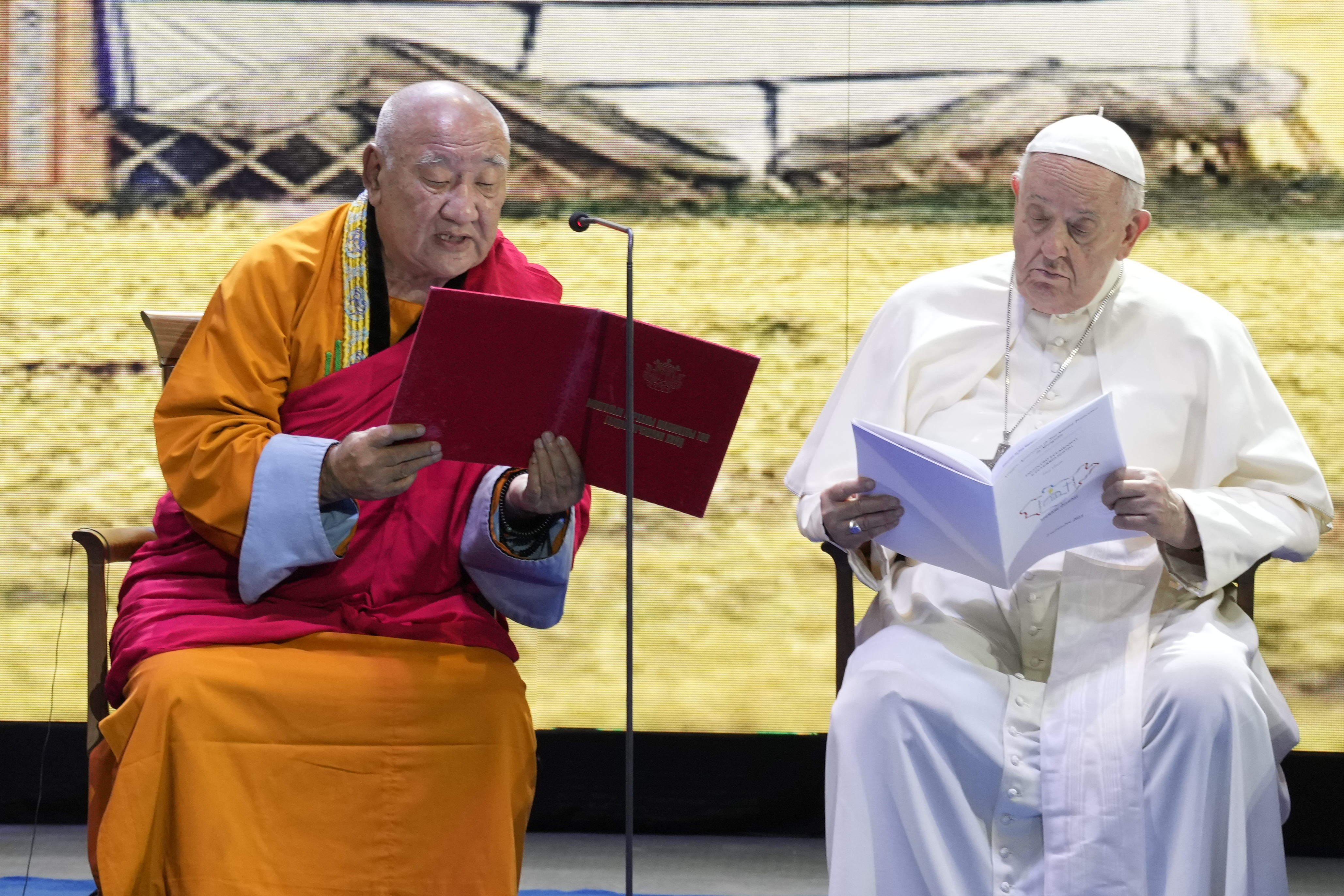 Papa defende na Mongólia poder da religião para resolver conflitos