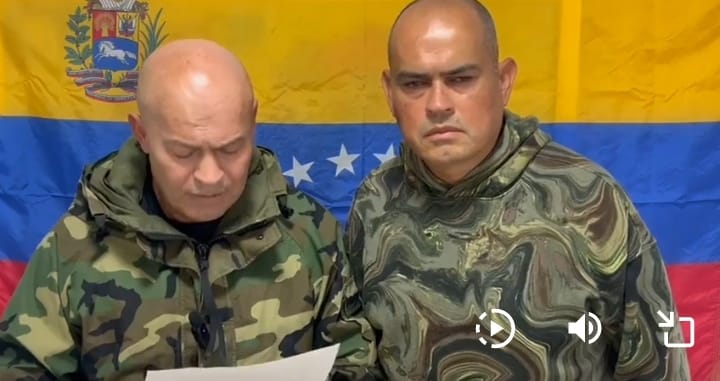 Capitanes del Ejército de Venezuela Javier y Juan Carlos Nieto