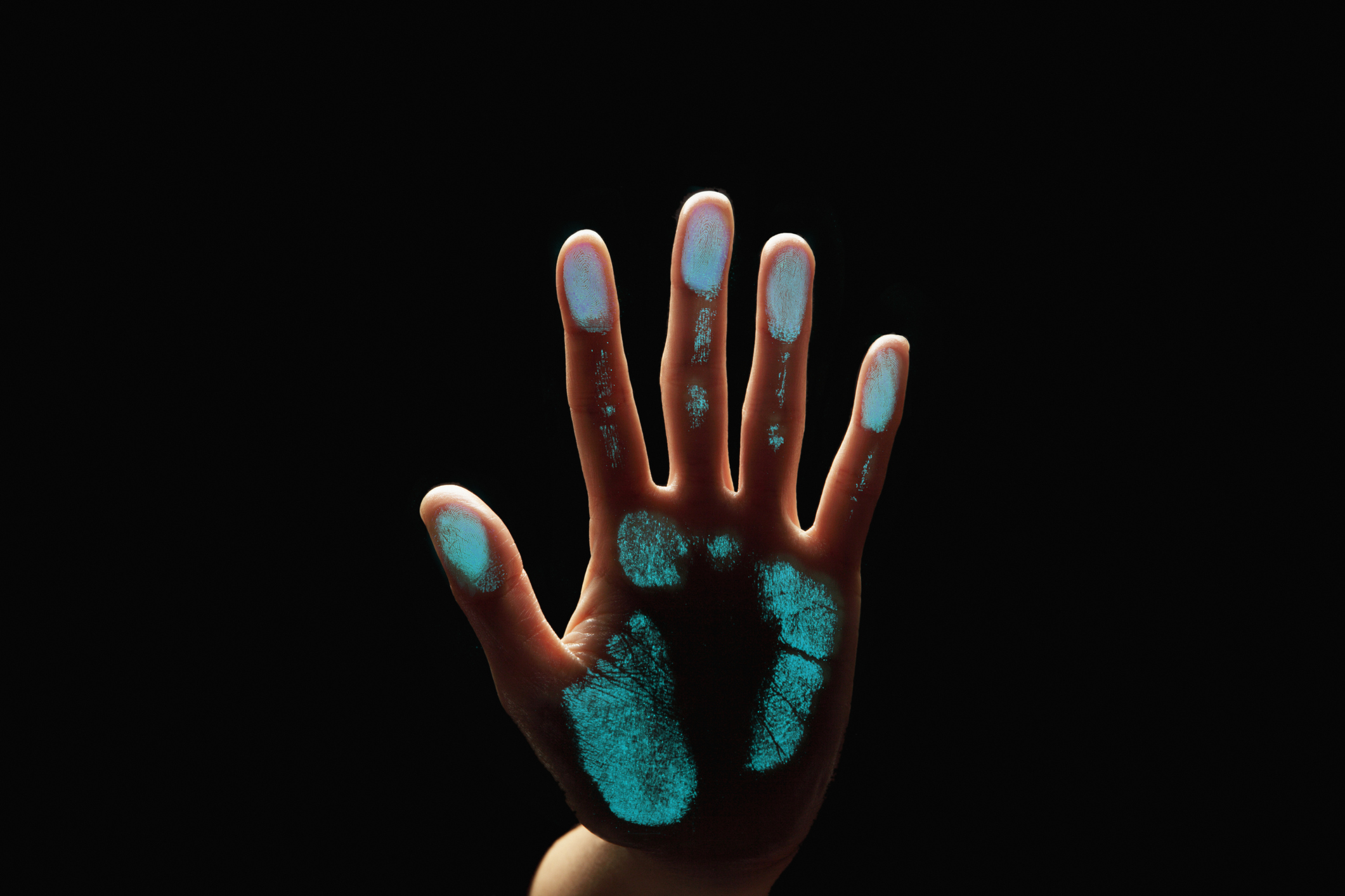 Hito para la ciencia: Inteligencia artificial descubre que no todas las huellas dactilares son diferentes