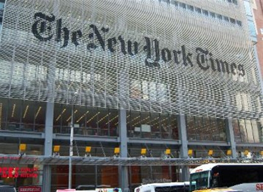 El diario va a cobrar 15 dólares mensuales por el acceso ilimitado a su sitio NYTimes.com y por una aplicación para teléfonos inteligentes. 