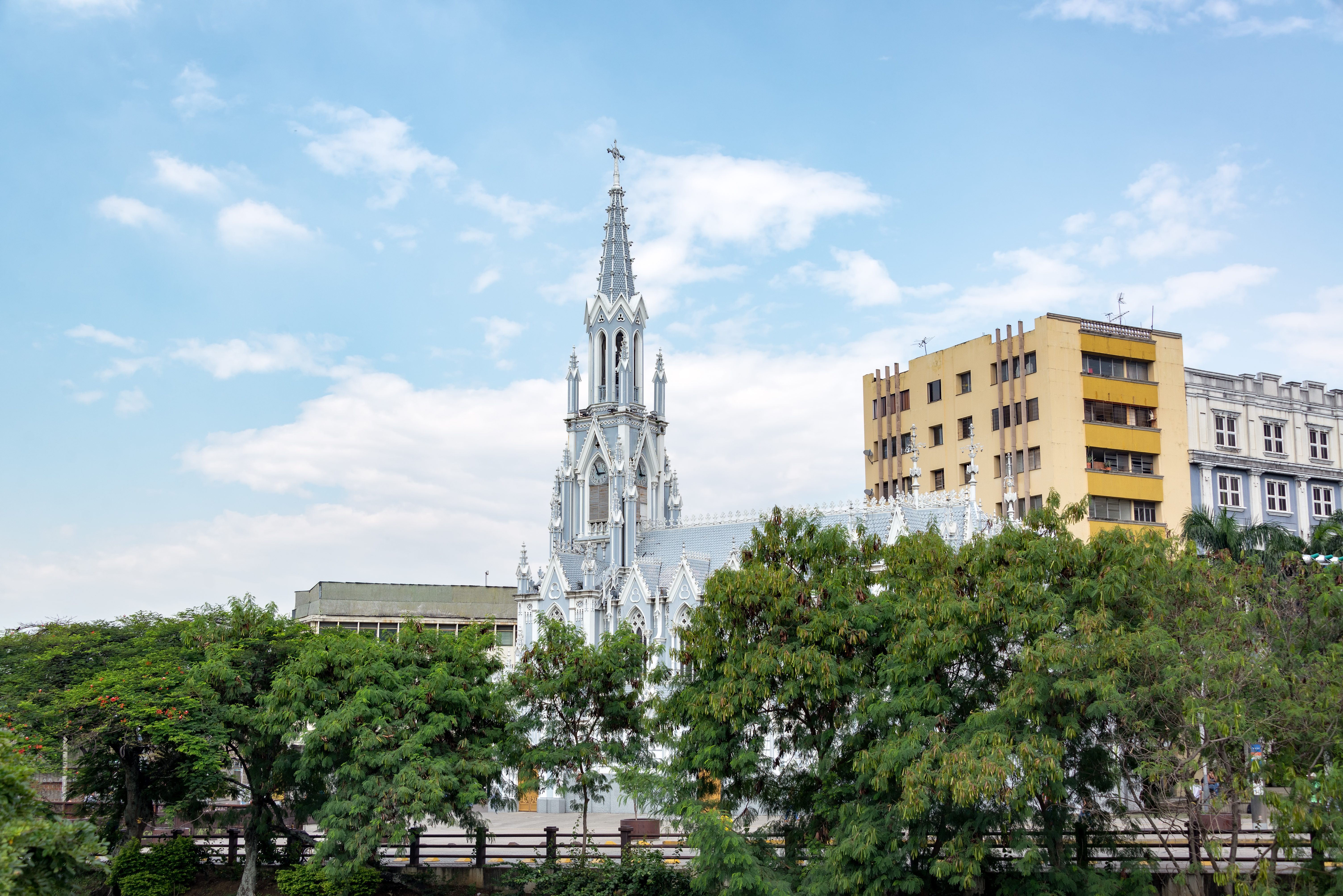 Hermosa iglesia La Ermita en el centro de Cali, Colombia