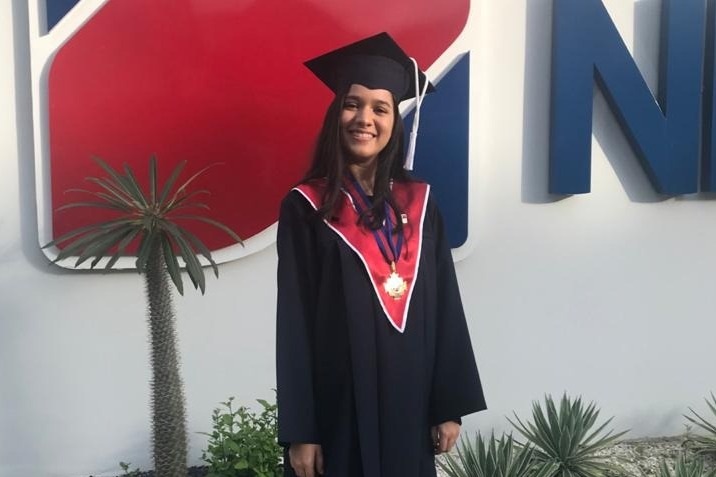 Andrea Lorena Cárdenas bachiller con puntaje perfecto en Prueba Saber 11