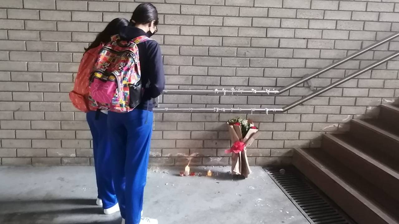 Foto De Valentina Desangrada En El Suelo Video: juez que atendió audiencia del caso de Nickol Valentina no pudo  contener las lágrimas