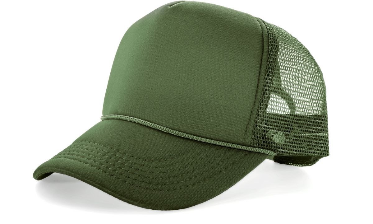 Así se deben lavar las gorras para que no pierdan su color.