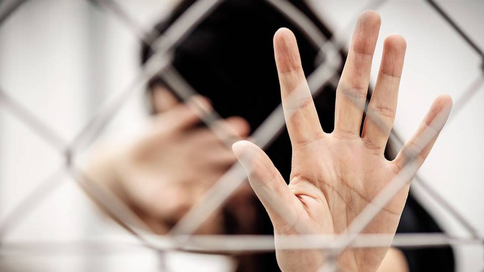 Artículo: Espacio de escucha: Violencia reproductiva en el conflicto armado colombiano