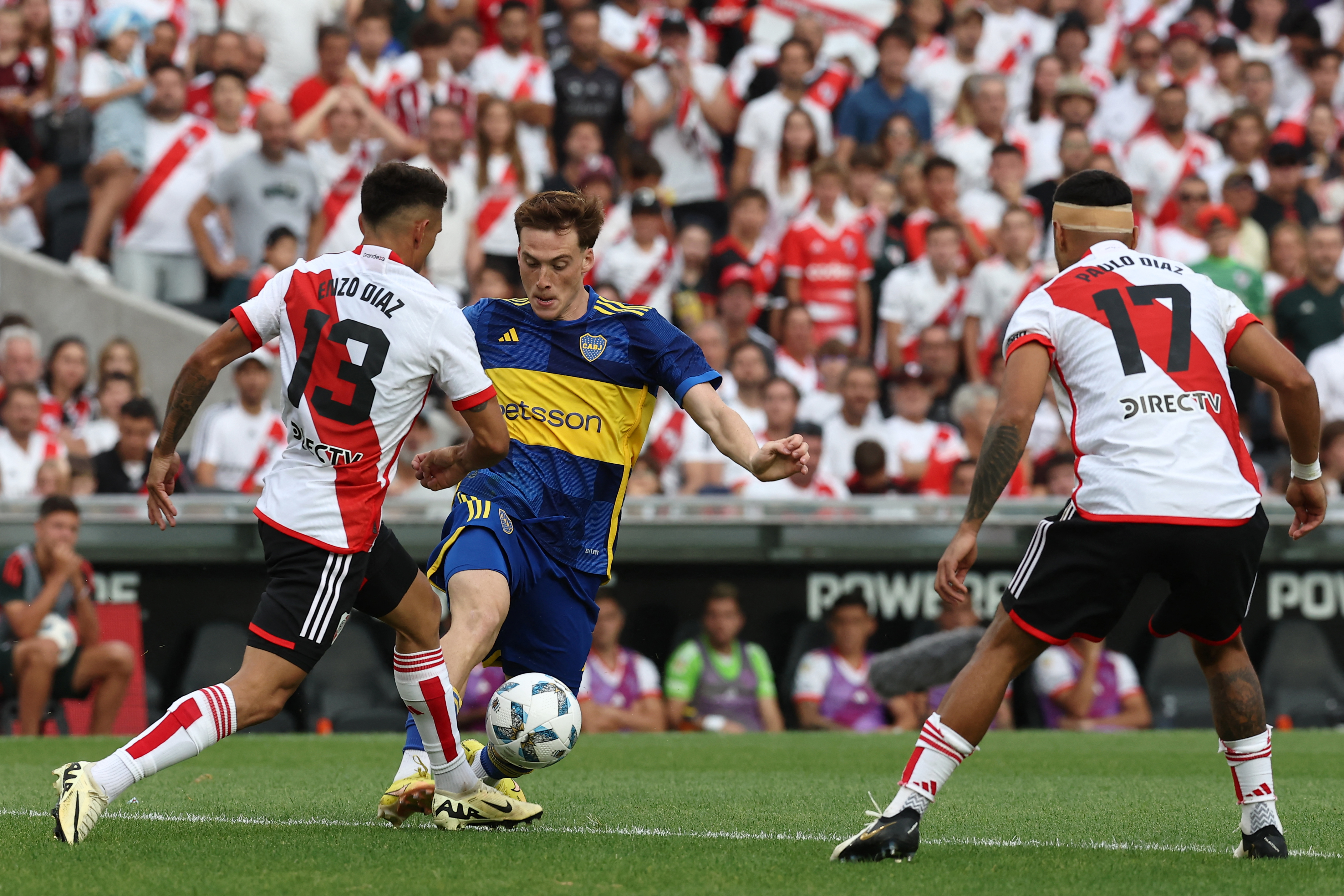 Superclásico vibrante: River Plate y Boca Juniors empataron 1 a 1 en el  Monumental