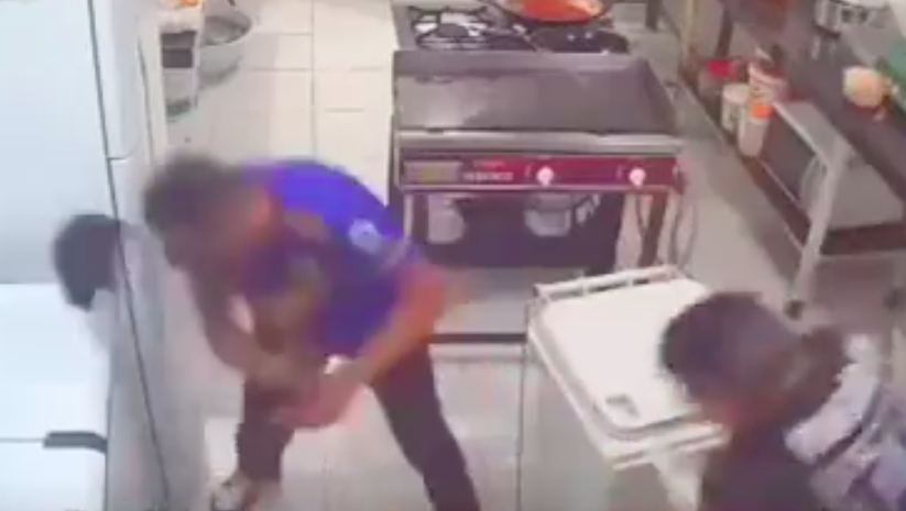 Atraco a pizzería en Brasil