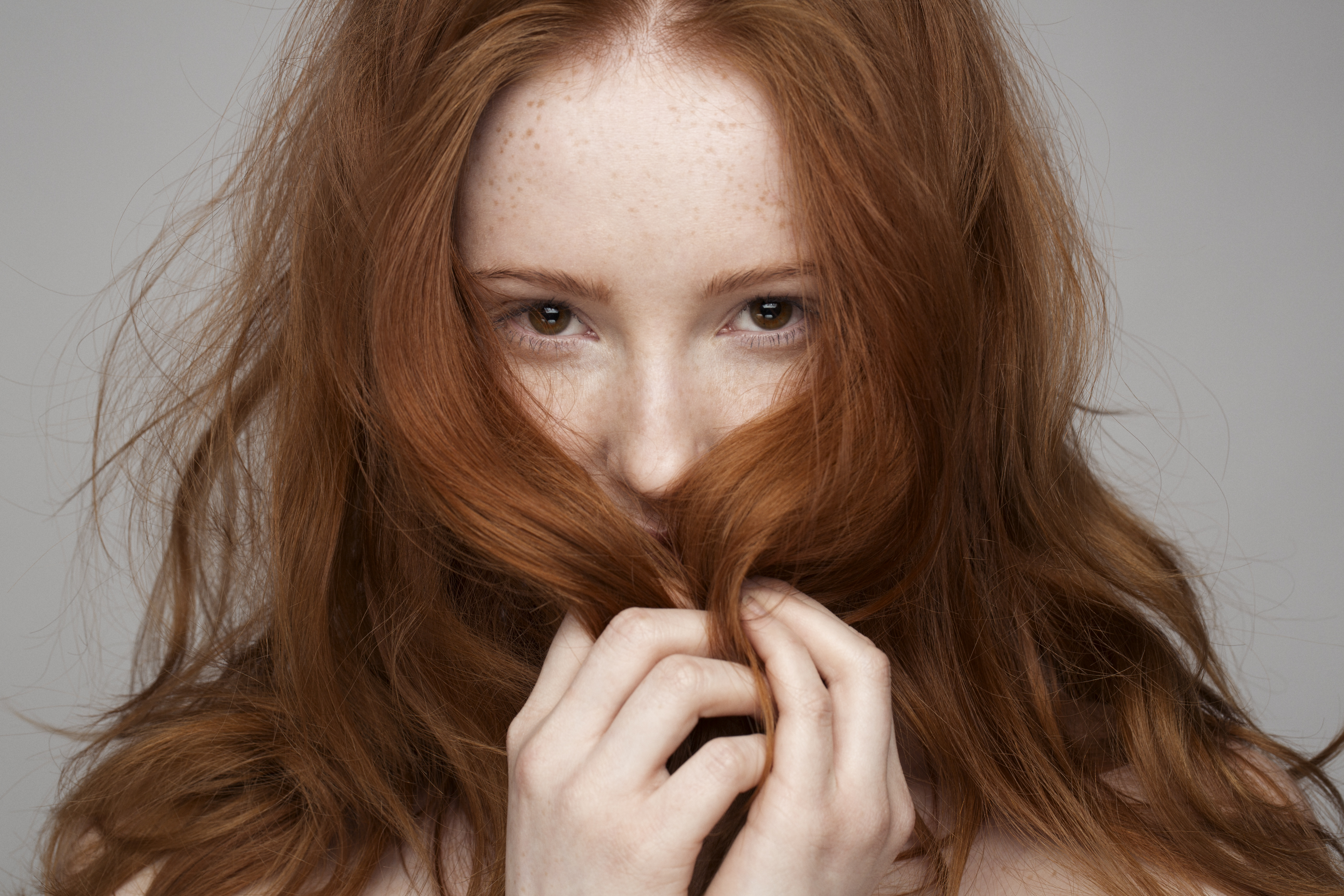 Transforma la salud y apariencia de tu cabello con el hair oiling! - LA  CHICA PELIRROJA