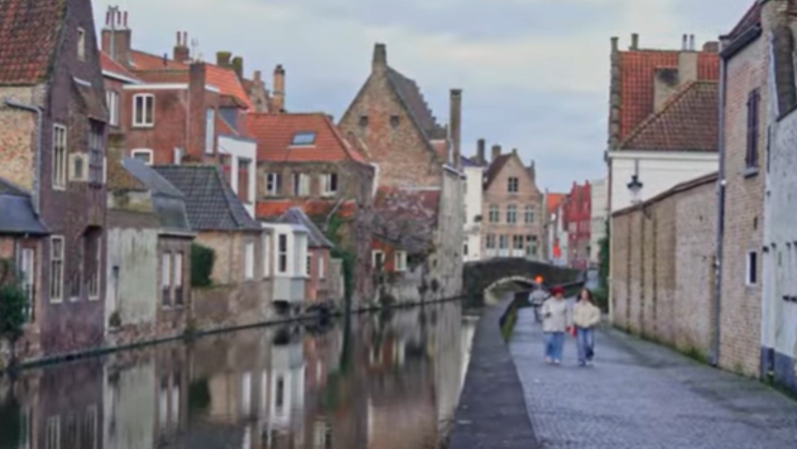 Los canales de Brujas son unos de los mejores motivos para conocer esta ciudad