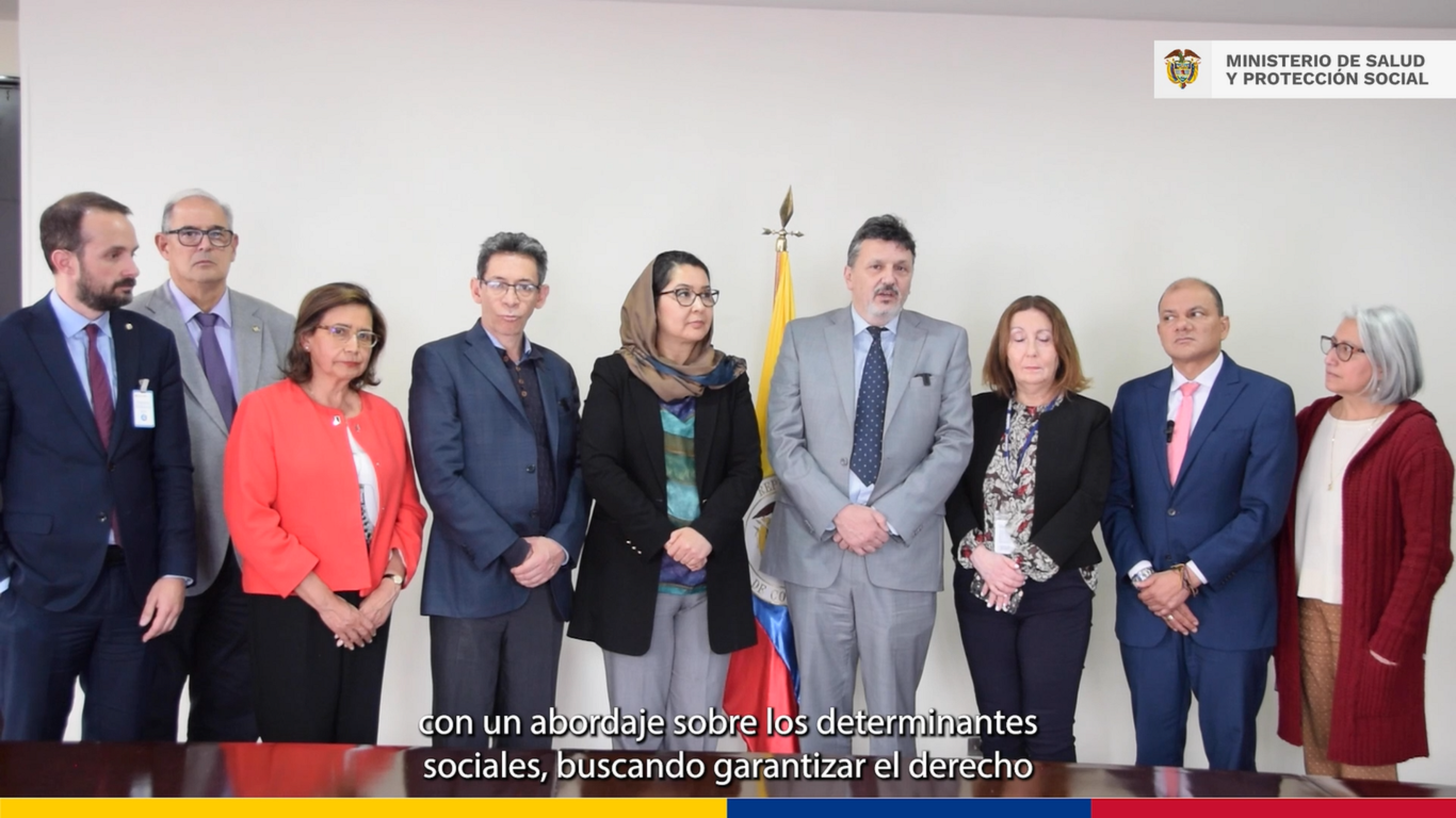 La delegación de la OMS señaló que hay retos en los que se debe avanzar, como la formalización laboral del personal de salud y la inclusión de varios actores en la discusión de la reforma.