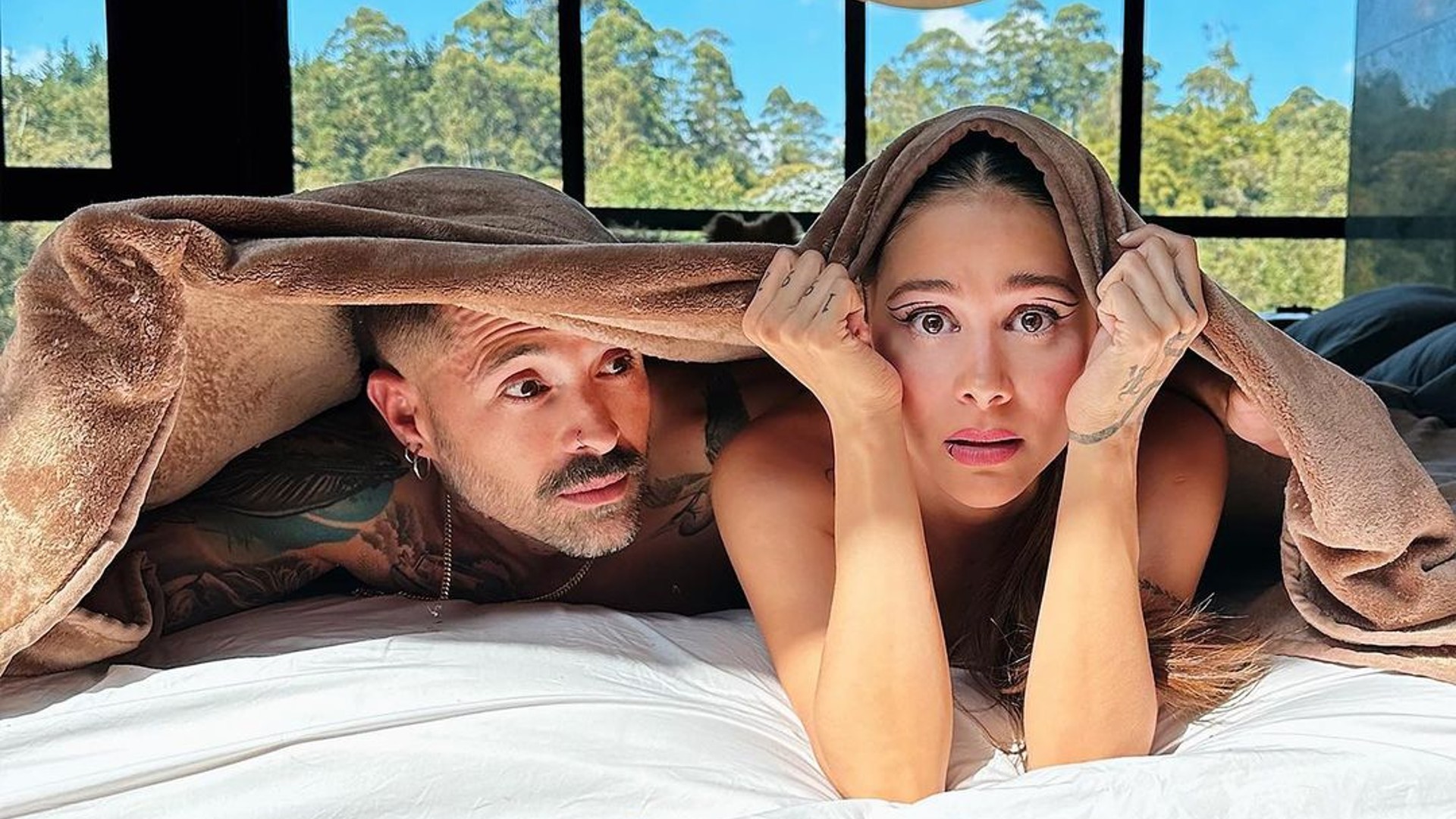 Mike Bahía y Greeicy Rendón estrenan nuevo tema musical.