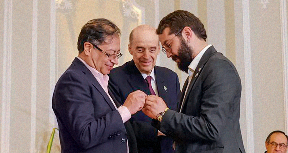   Después de una extensa polémica, Moisés Ninco Daza fue posesionado el 10 de febrero de 2023. Se criticó su corta experiencia para el cargo diplomático. 